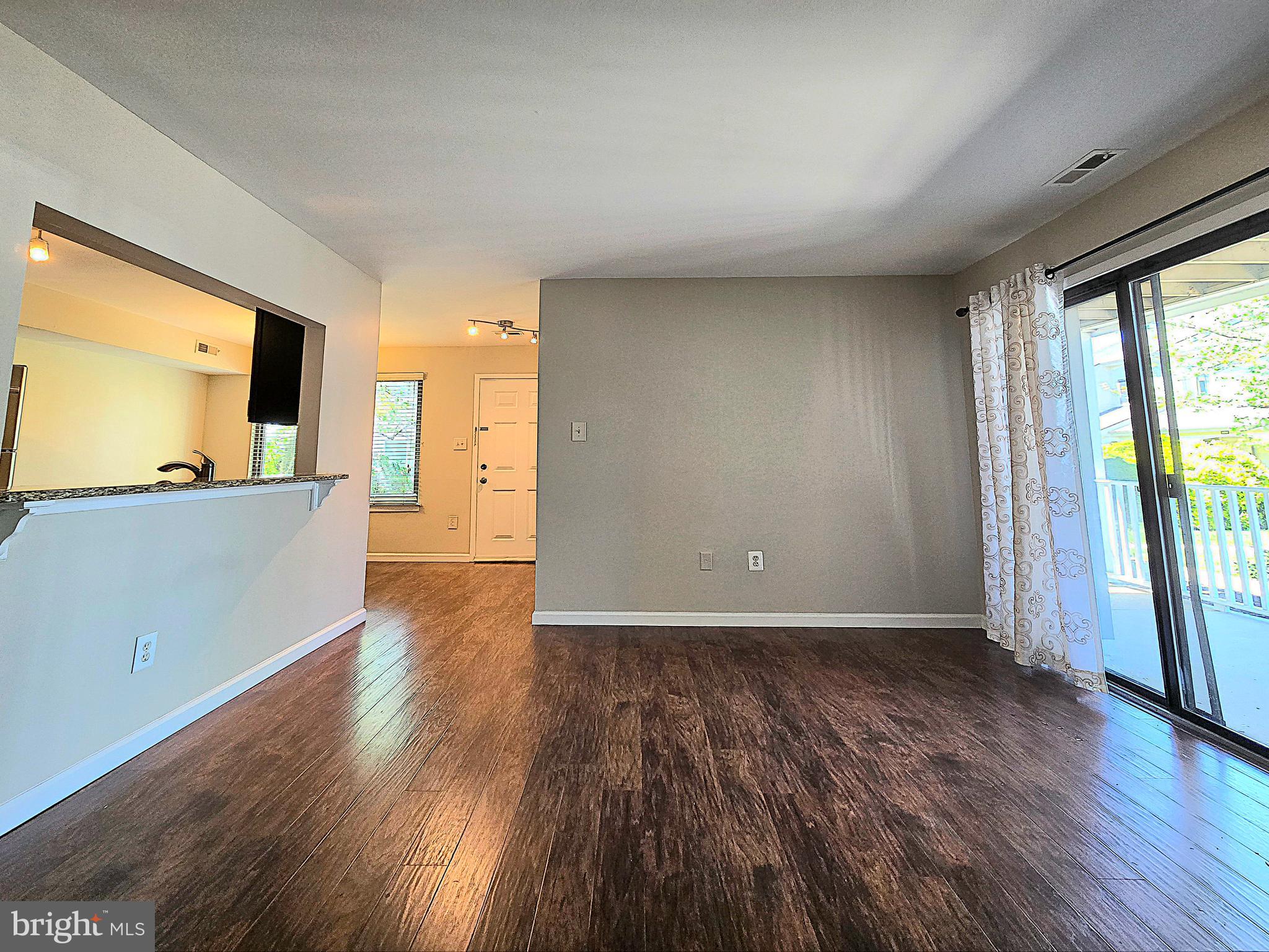 VICTORIANA - Residential Lease