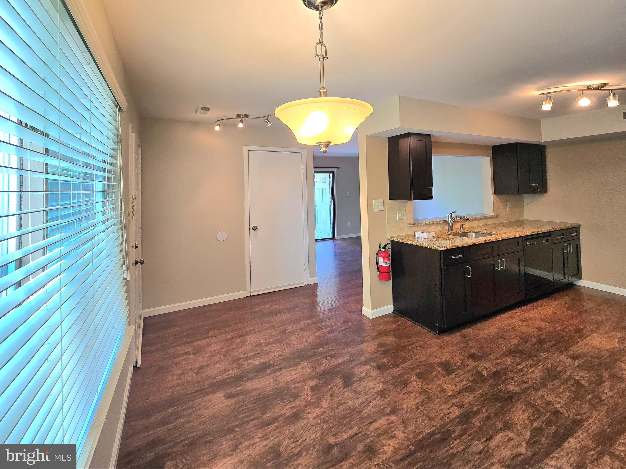 VICTORIANA - Residential Lease