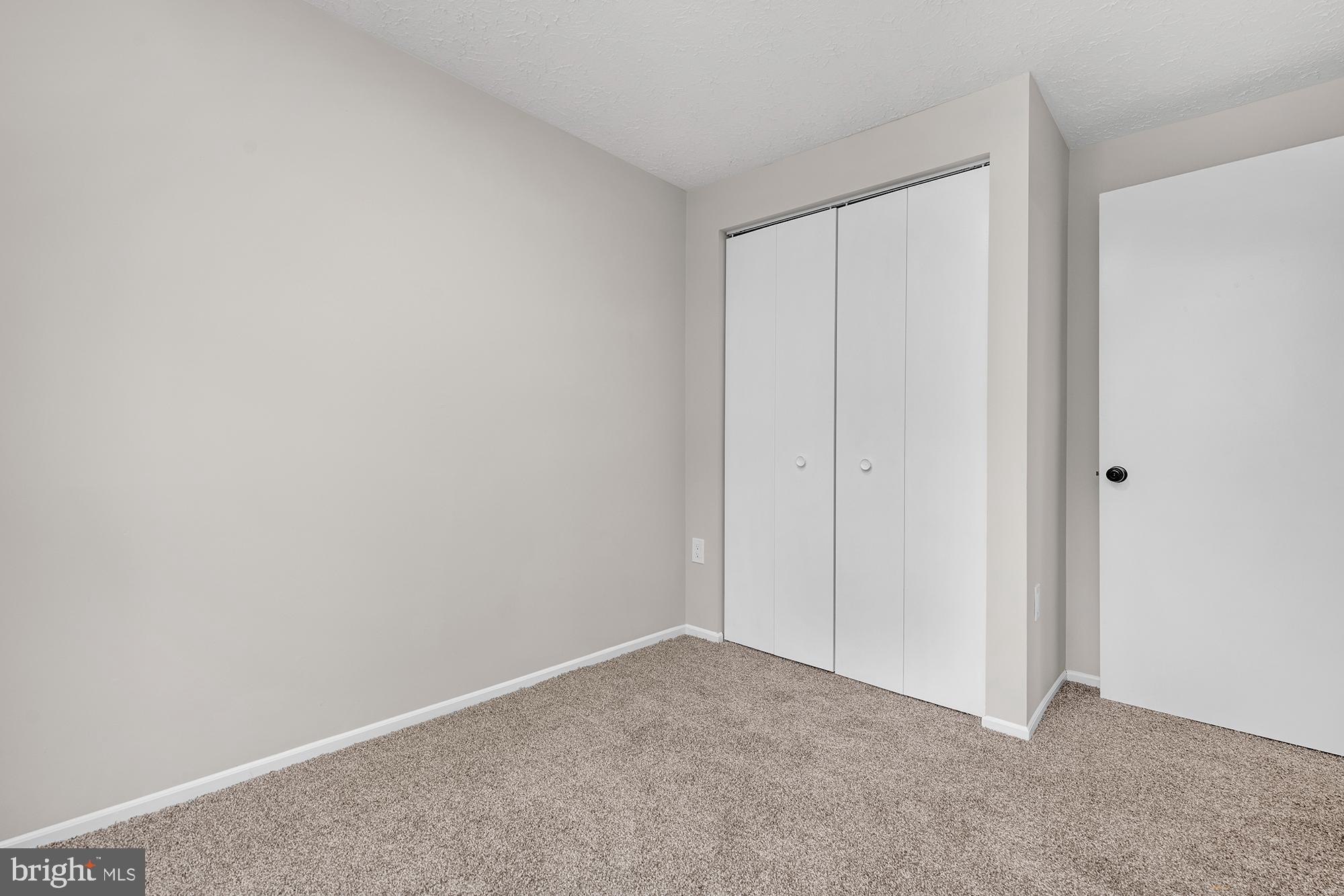 WHITE OAK VILLAGE SUB - Residential