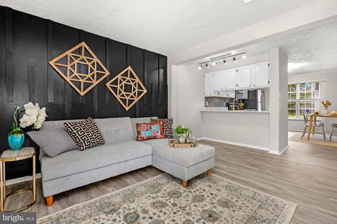 1525 PIN OAK DRIVE WALDORF MD 20601