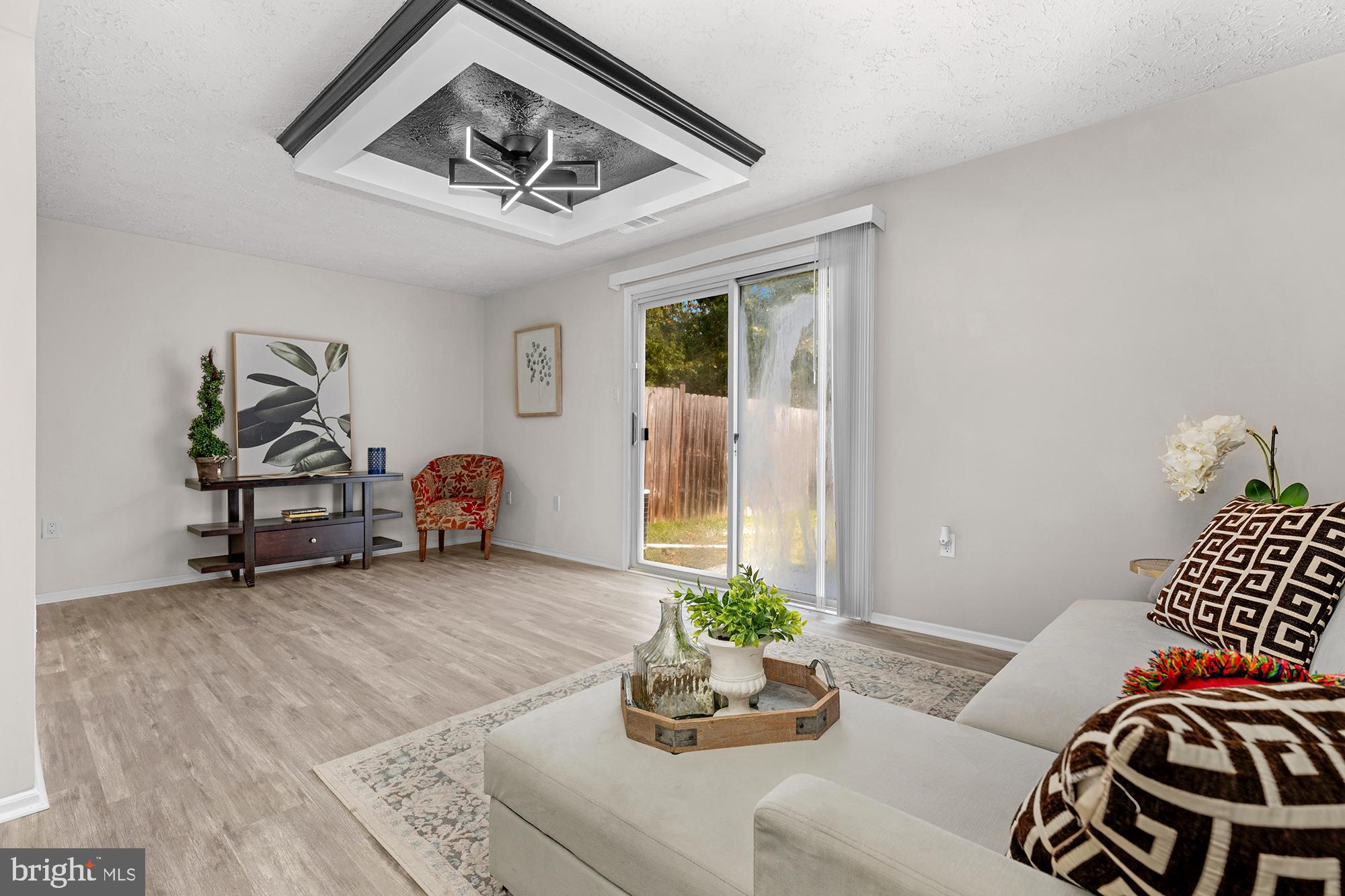 WHITE OAK VILLAGE SUB - Residential