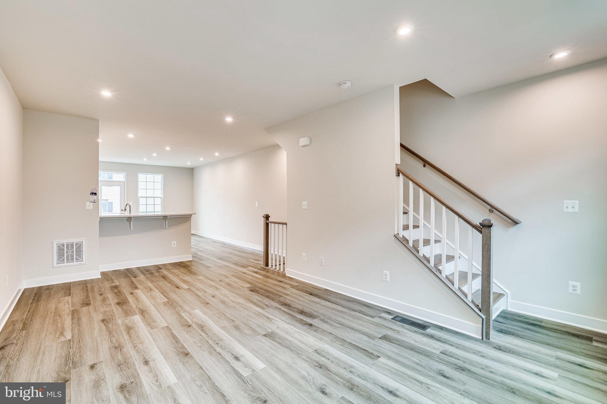 FOSTER'S GLEN - Residential Lease