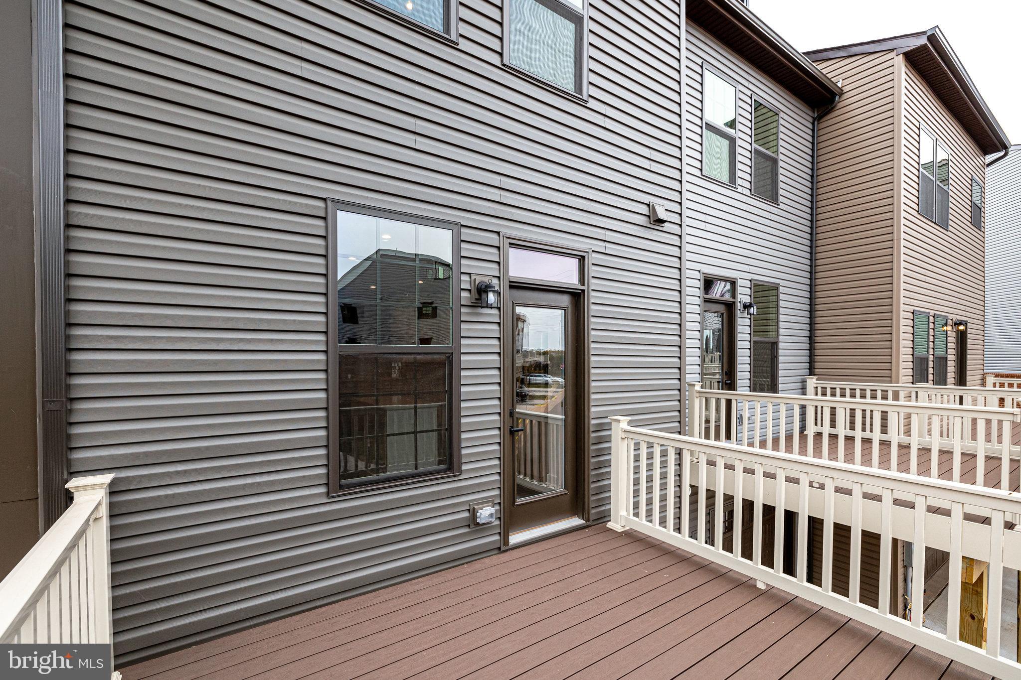 FOSTER'S GLEN - Residential Lease