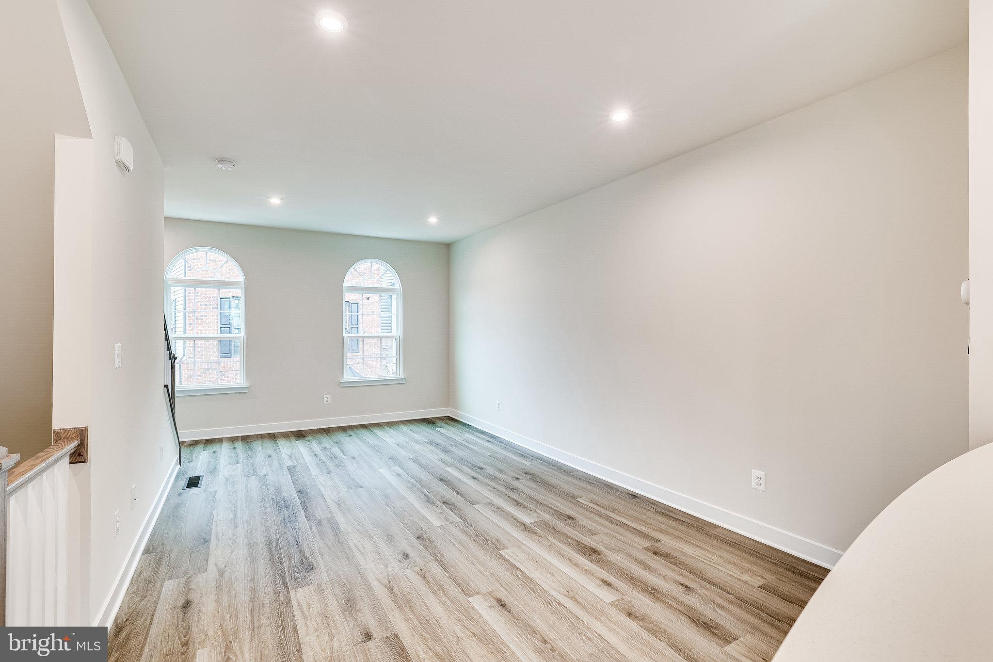 FOSTER'S GLEN - Residential Lease