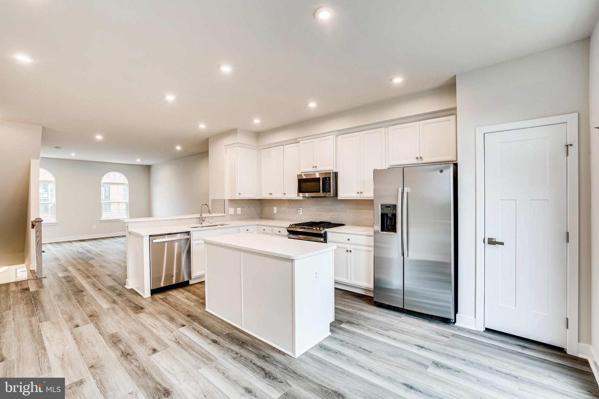 FOSTER'S GLEN - Residential Lease