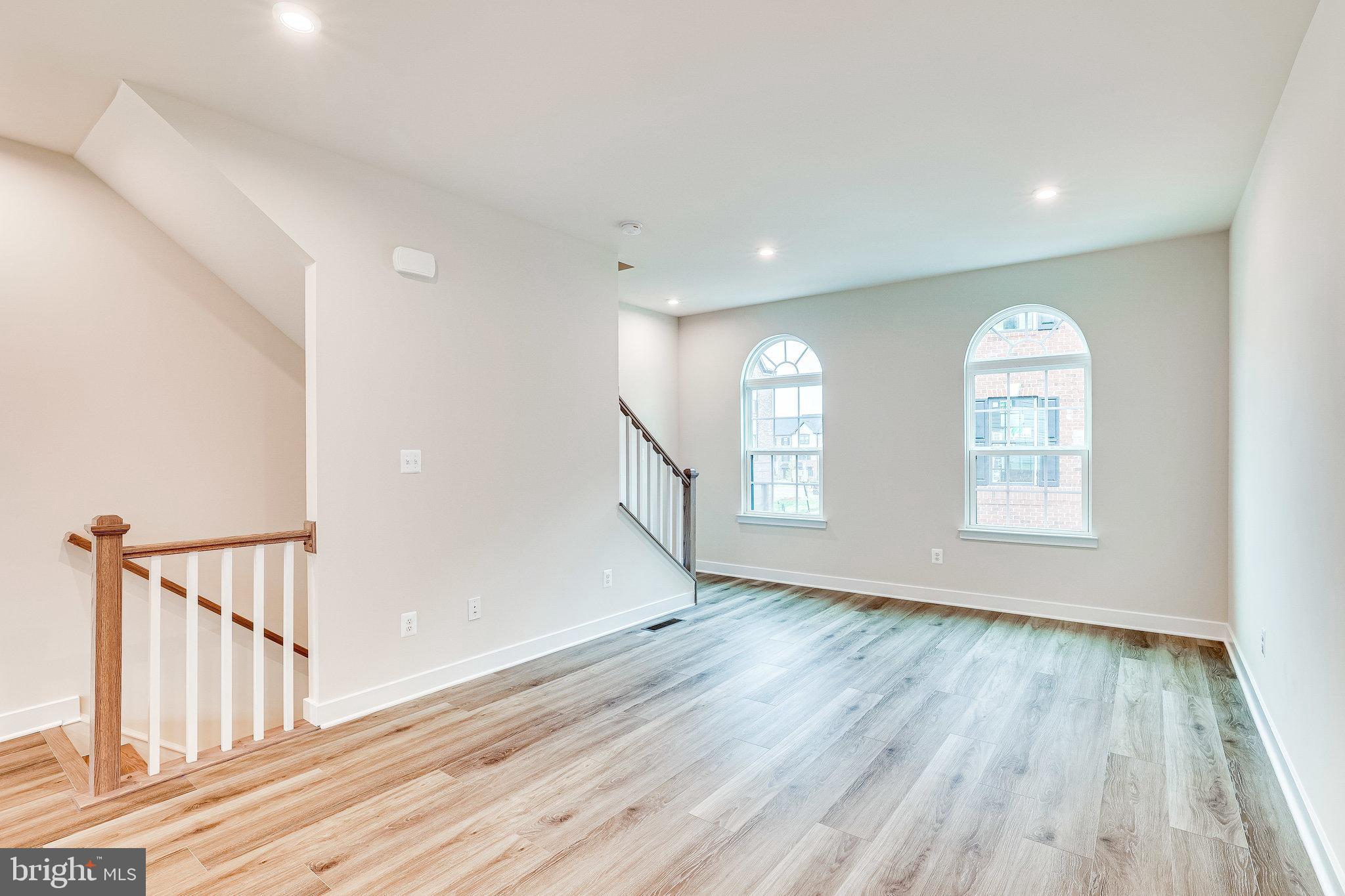 FOSTER'S GLEN - Residential Lease