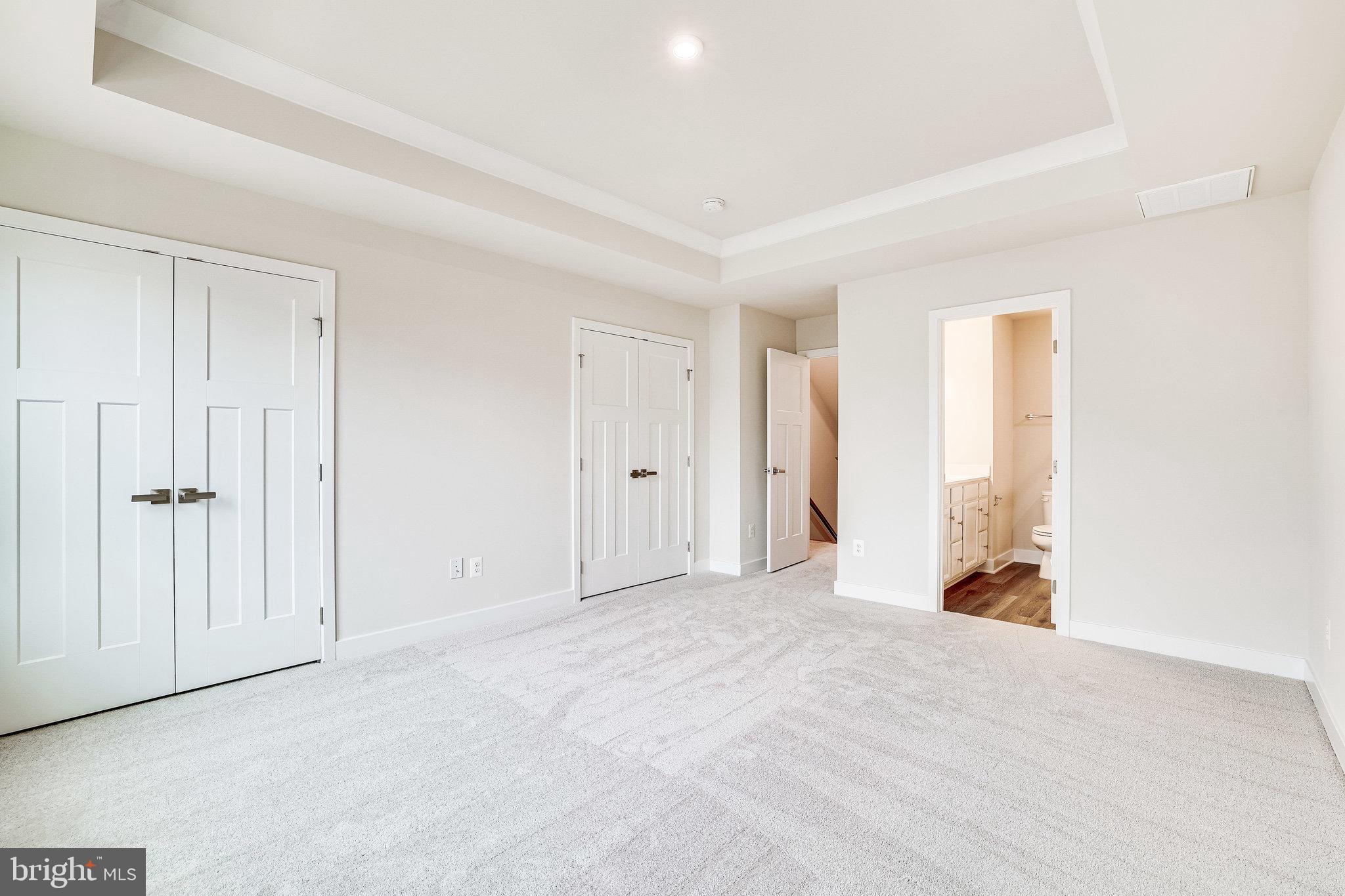 FOSTER'S GLEN - Residential Lease