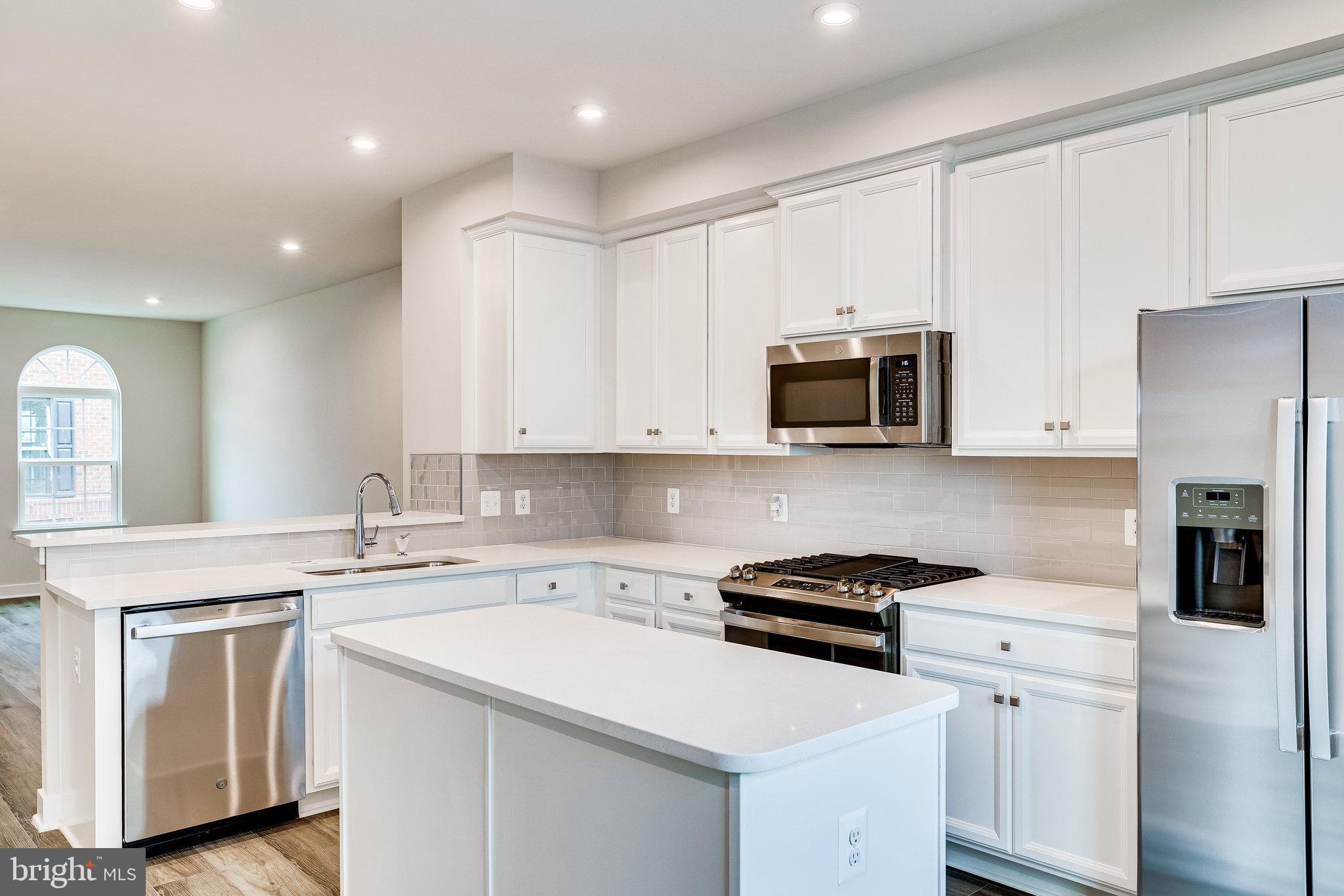 FOSTER'S GLEN - Residential Lease