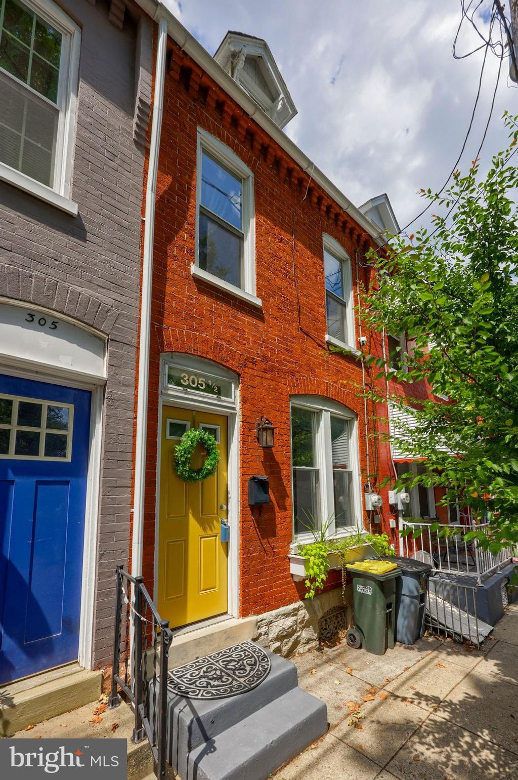 Photo of 30512 E Frederick Street, Lancaster, PA 17602 (MLS # PALA2054074)