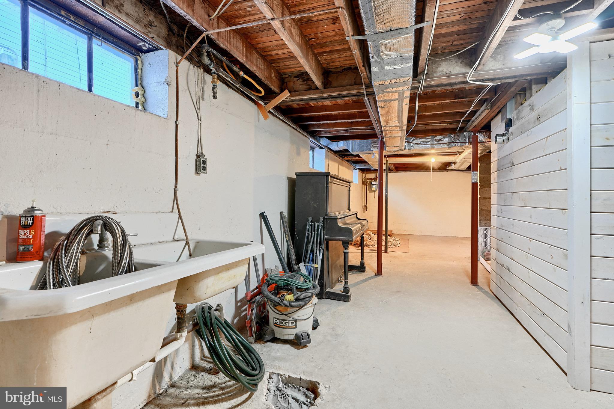 VICTORY VILLA - Residential