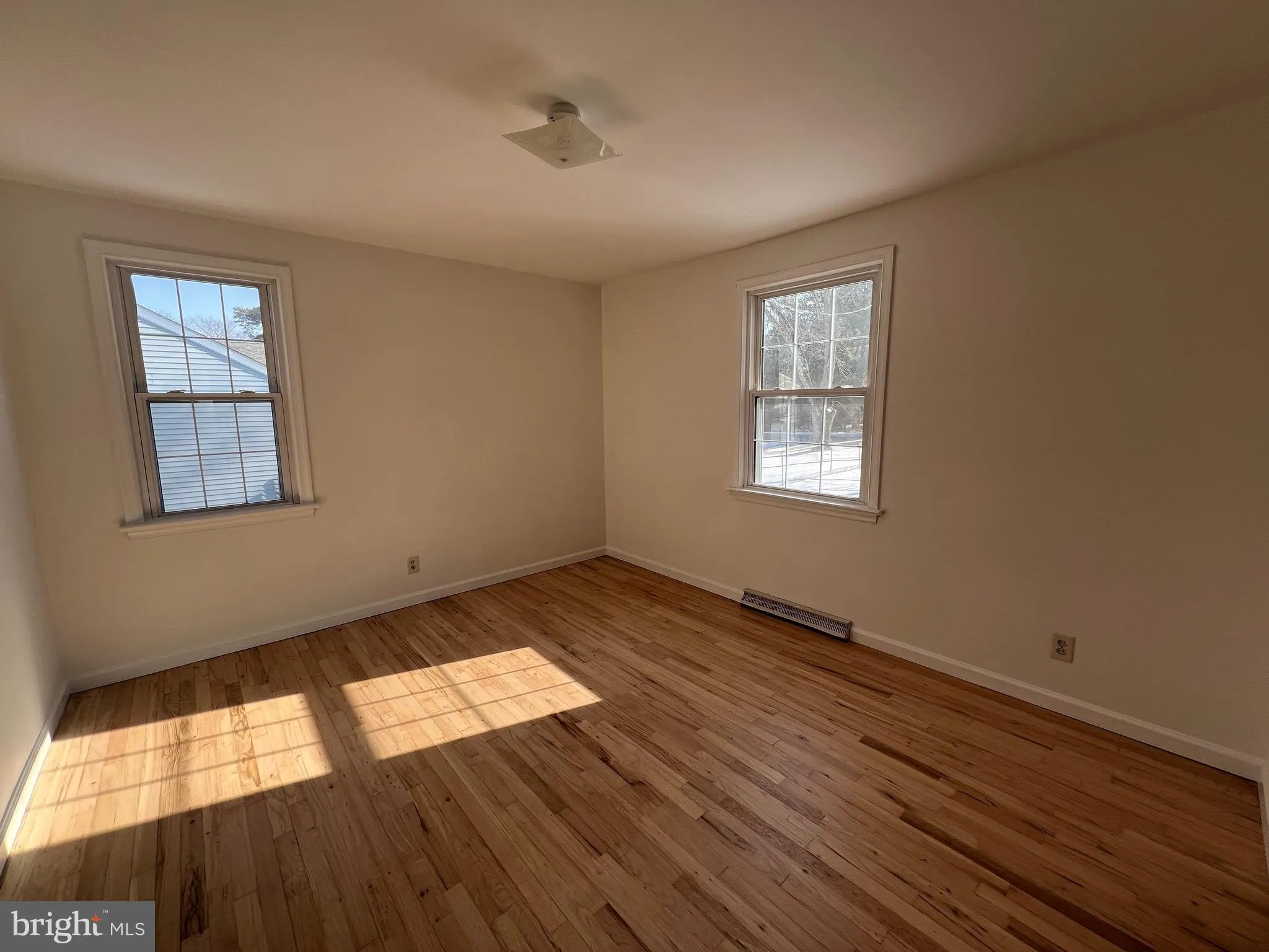 Vineland, New Jersey 08360, United States, 3 Bedrooms Bedrooms, ,1 BathroomBathrooms,Residential,Active,30396