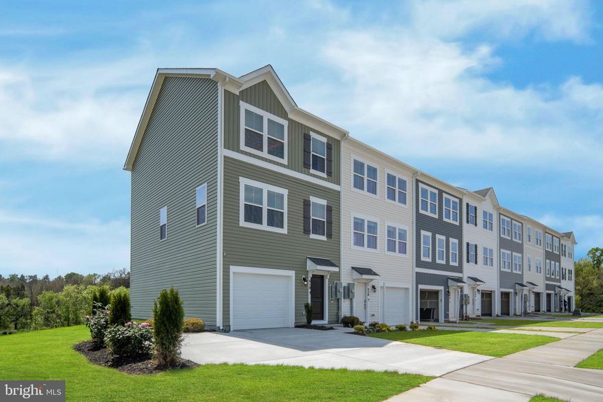 Introducing the Adams a spacious three-bedroom, two and a half bath townhouse spread across three levels. The home features an unfinished lower level with a rough-in for an additional bathroom and bedroom, offering the flexibility to expand and personalize your living space. Modern stainless steel appliances grace the kitchen, and a convenient washer and dryer are located on the bedroom level for easy access. This model is to be built, so you have the opportunity to get in early and choose from a variety of options to make it truly your own. Close to I-81 and I-66 for an easy commute.
*Photos, 3D tours, and videos are representative of plan only and may vary as built.