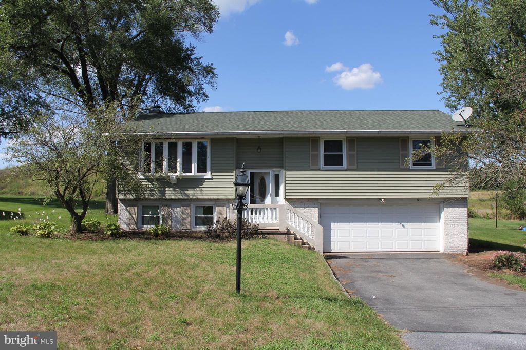 Photo of 513 WILLOW LN, LANCASTER, PA 17601 (MLS # PALA2040674)