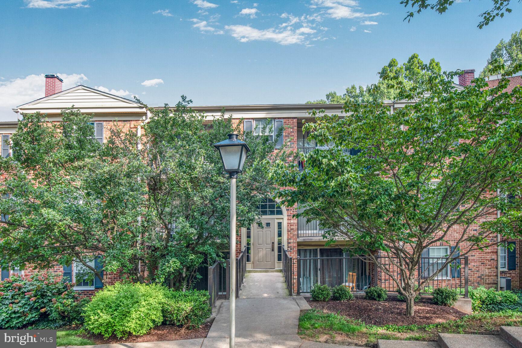 878 COLLEGE PARKWAY 103