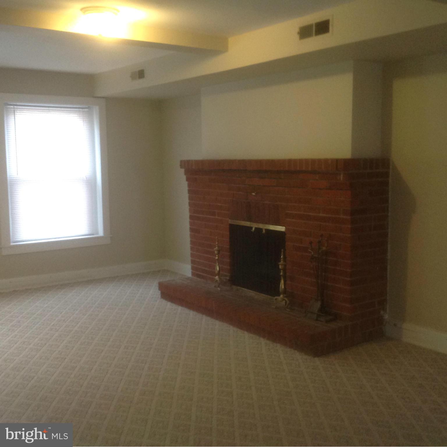 MOUNT VERNON PLACE HISTORIC DISTRICT - Residential Lease