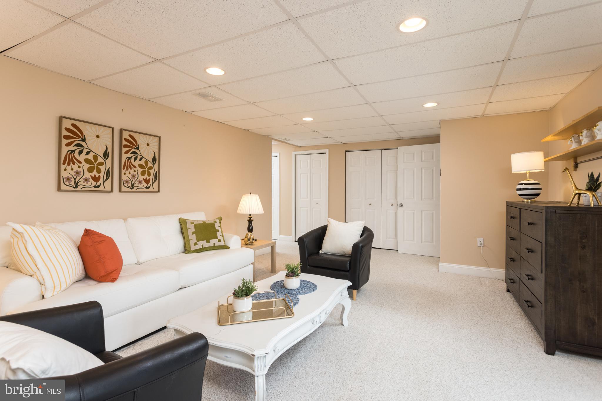 BIRD RIVER GROVE - Residential