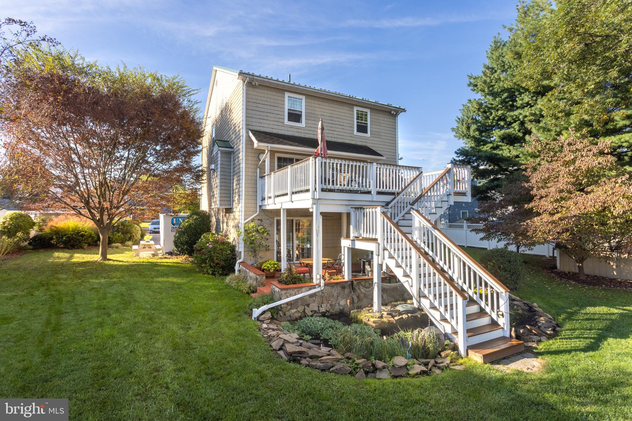 BIRD RIVER GROVE - Residential