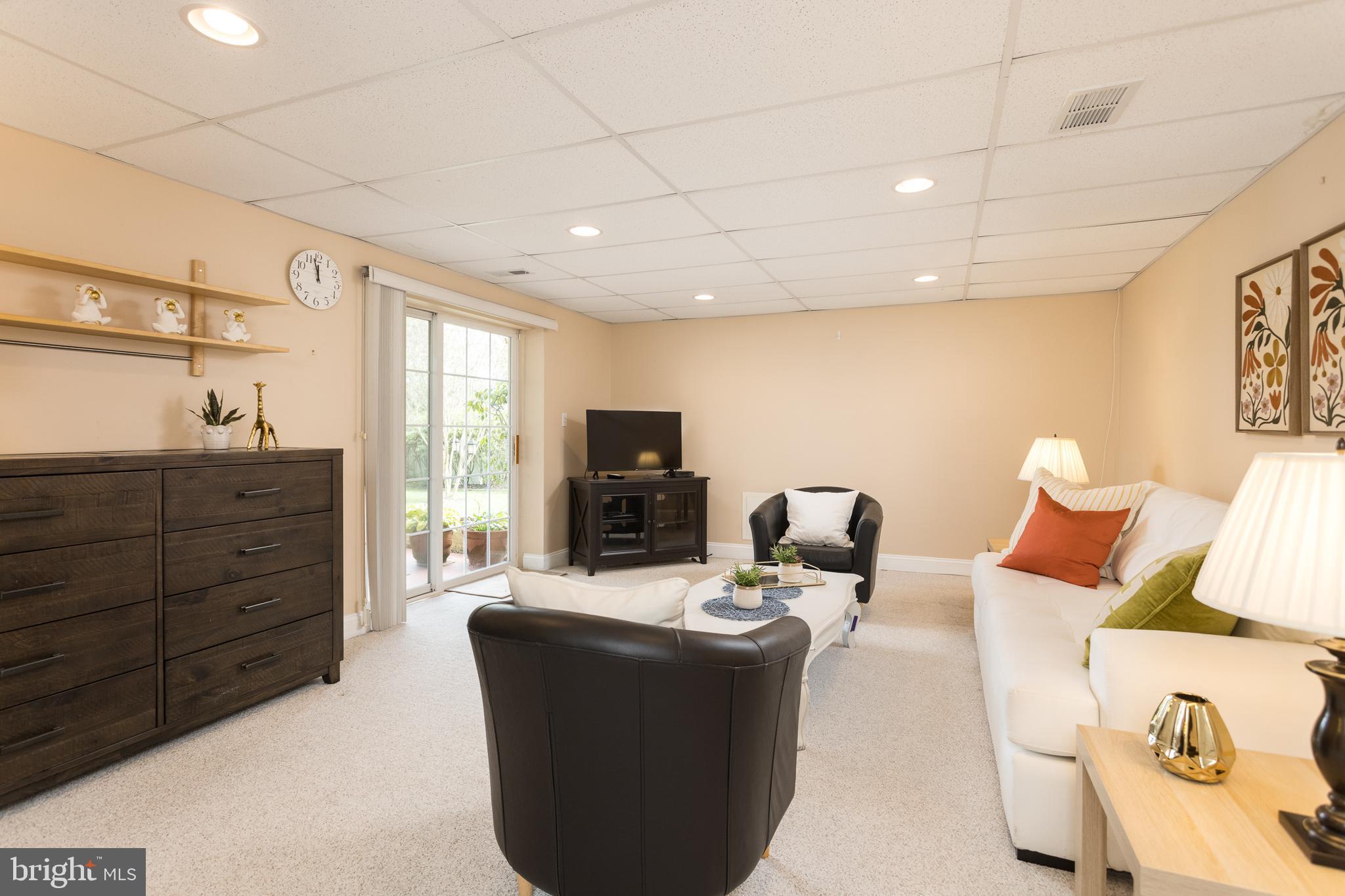 BIRD RIVER GROVE - Residential