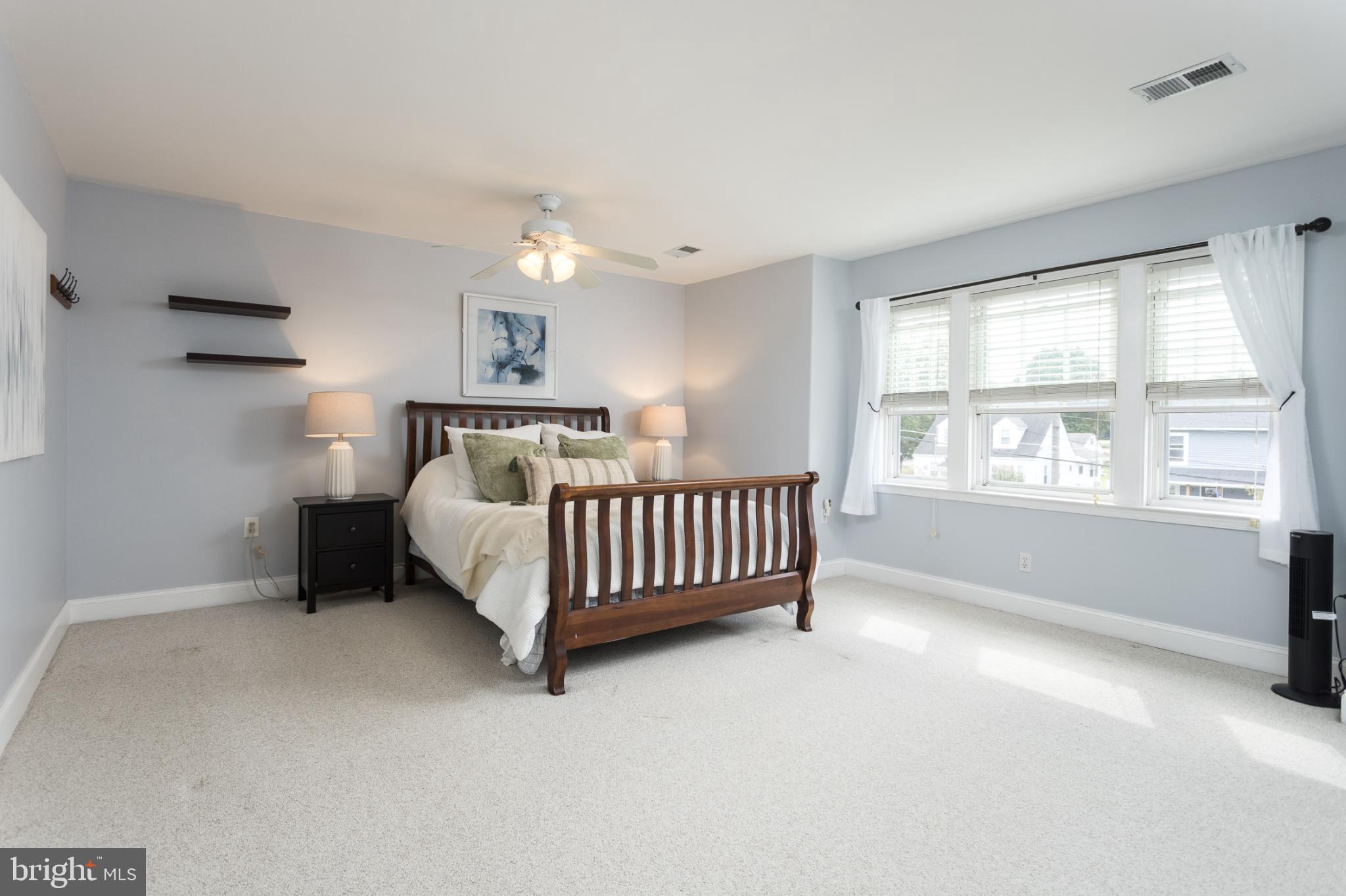 BIRD RIVER GROVE - Residential