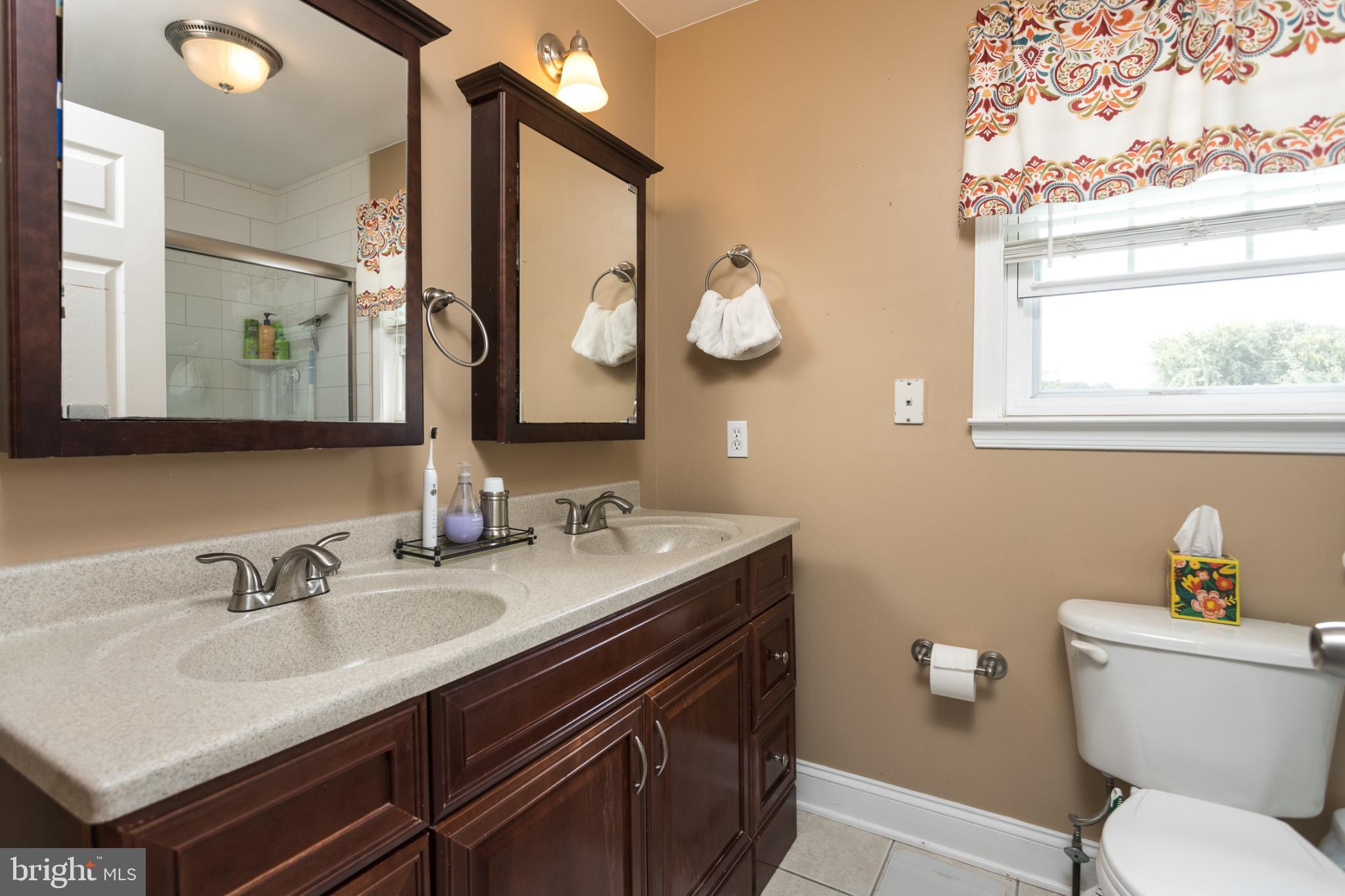 BIRD RIVER GROVE - Residential