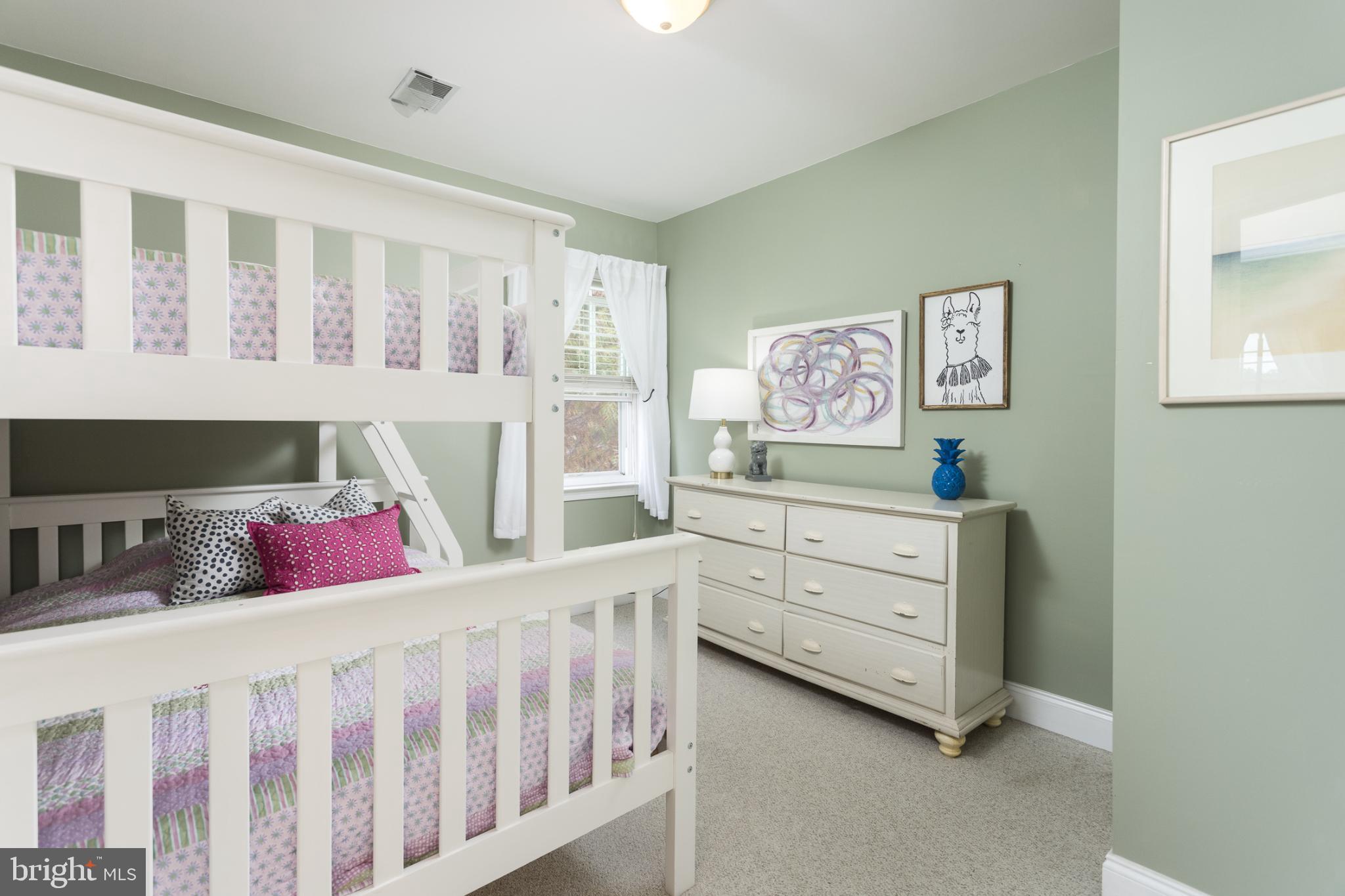 BIRD RIVER GROVE - Residential