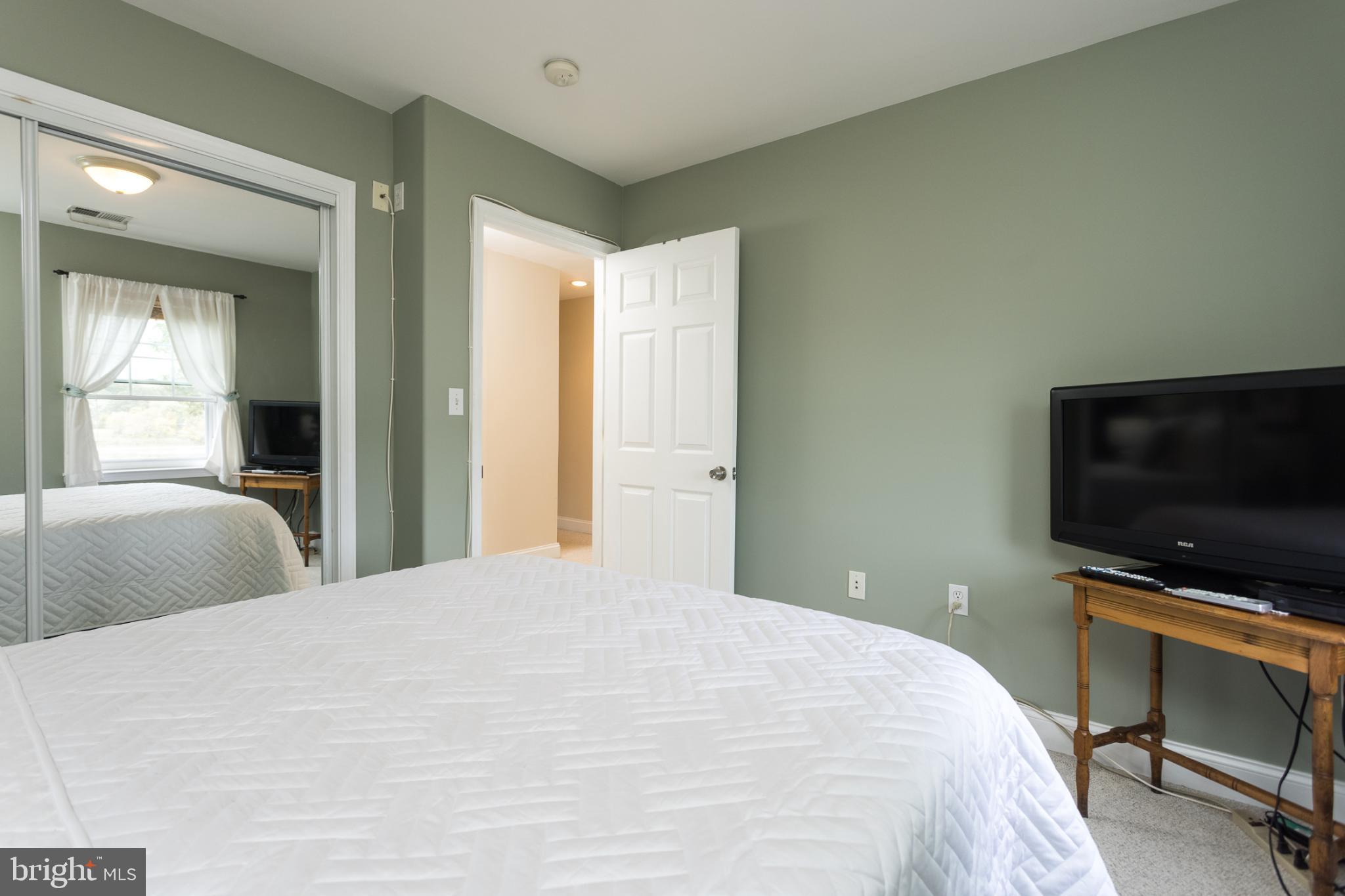 BIRD RIVER GROVE - Residential