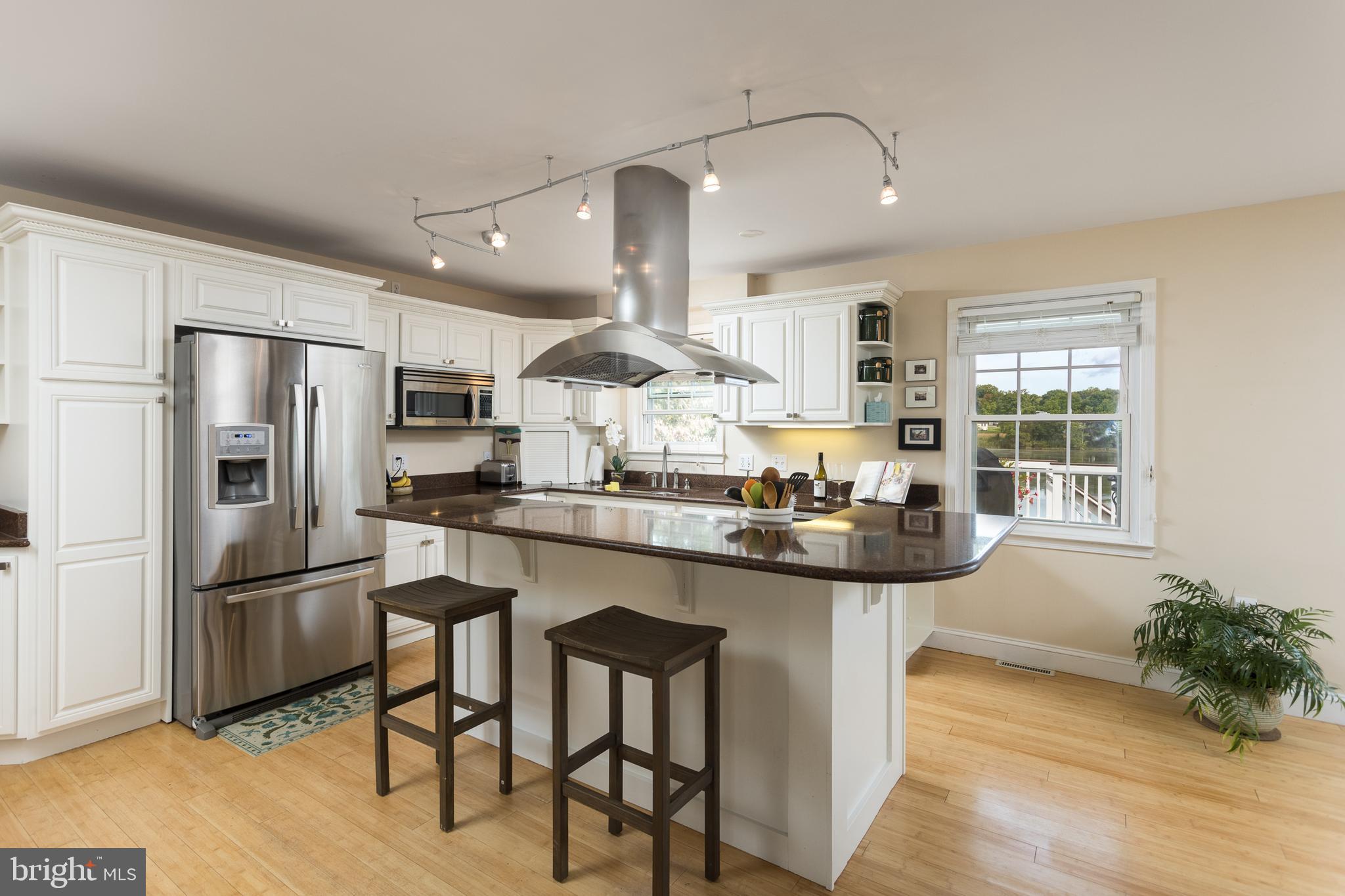 BIRD RIVER GROVE - Residential