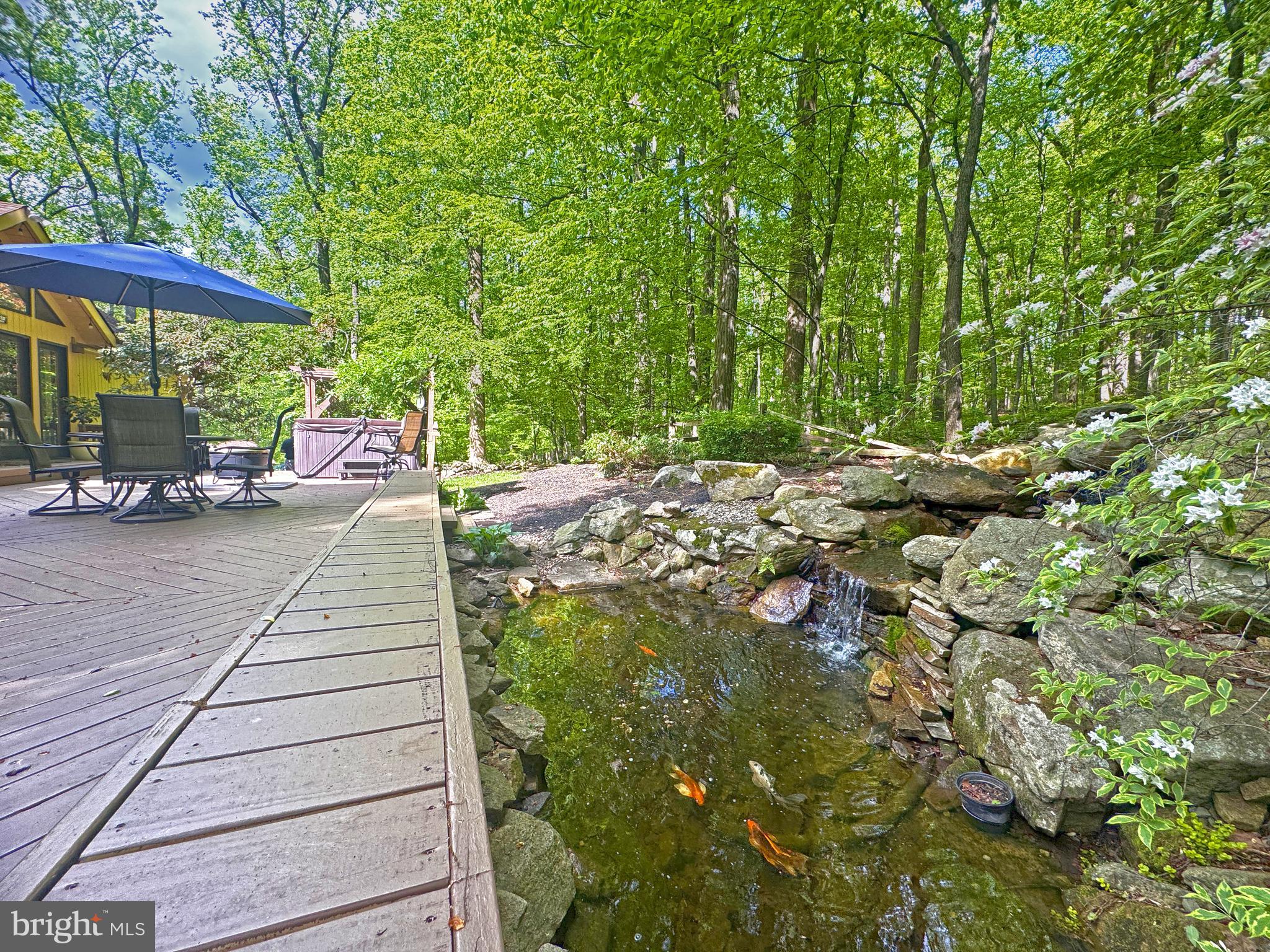 2330 WOOD LANE