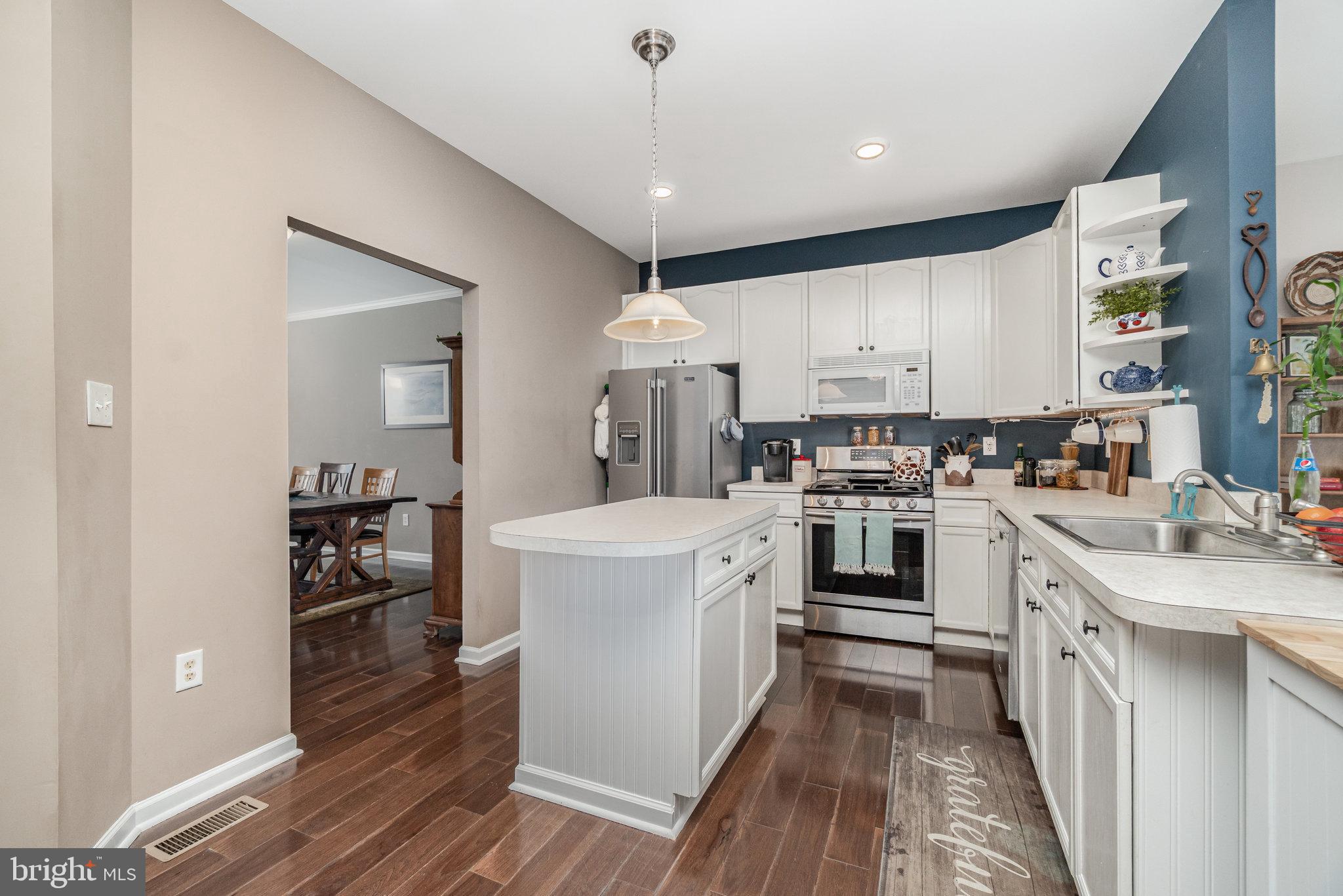 WHITE CHURCH MEADOWS - Residential