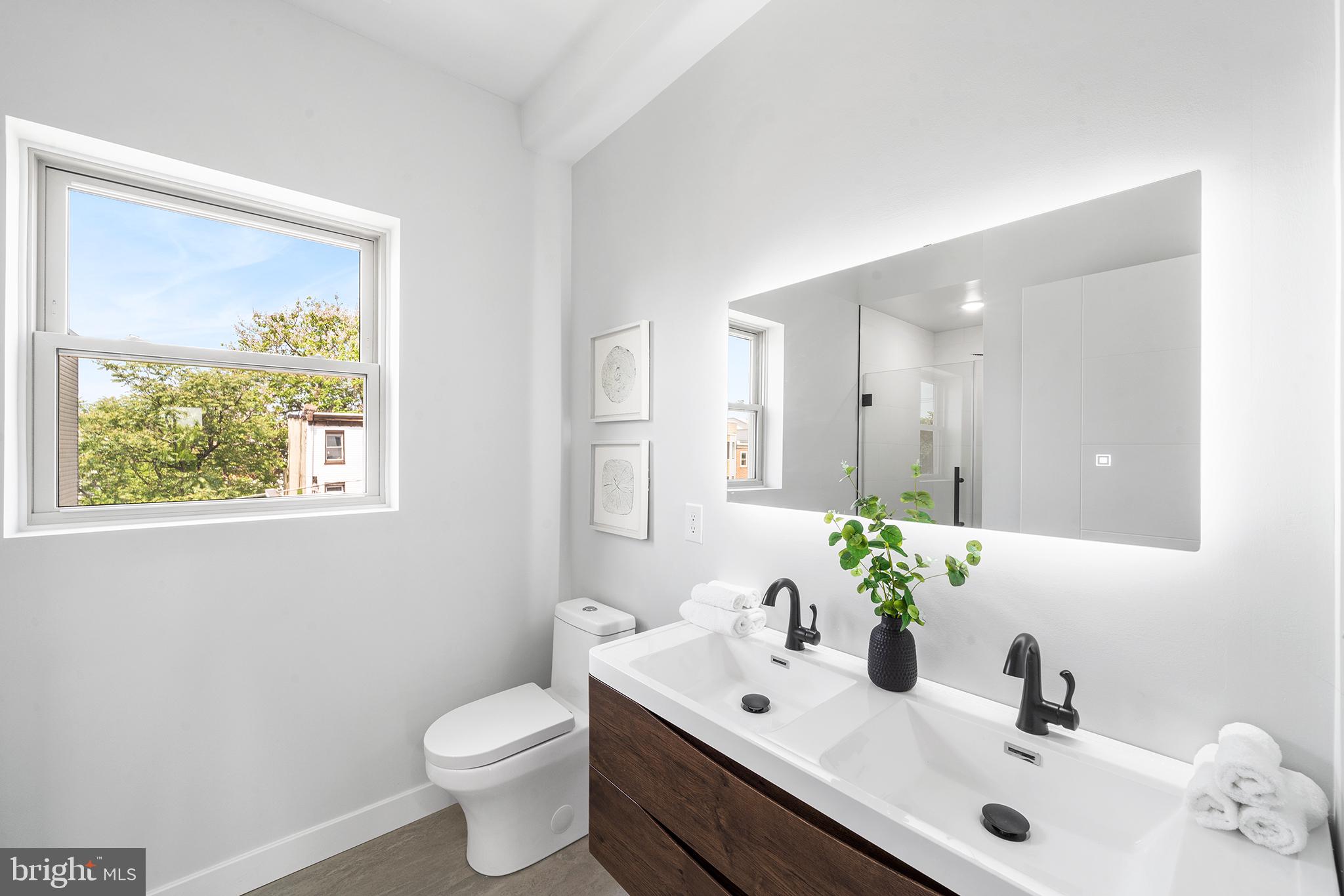 OLDE KENSINGTON - Residential Lease