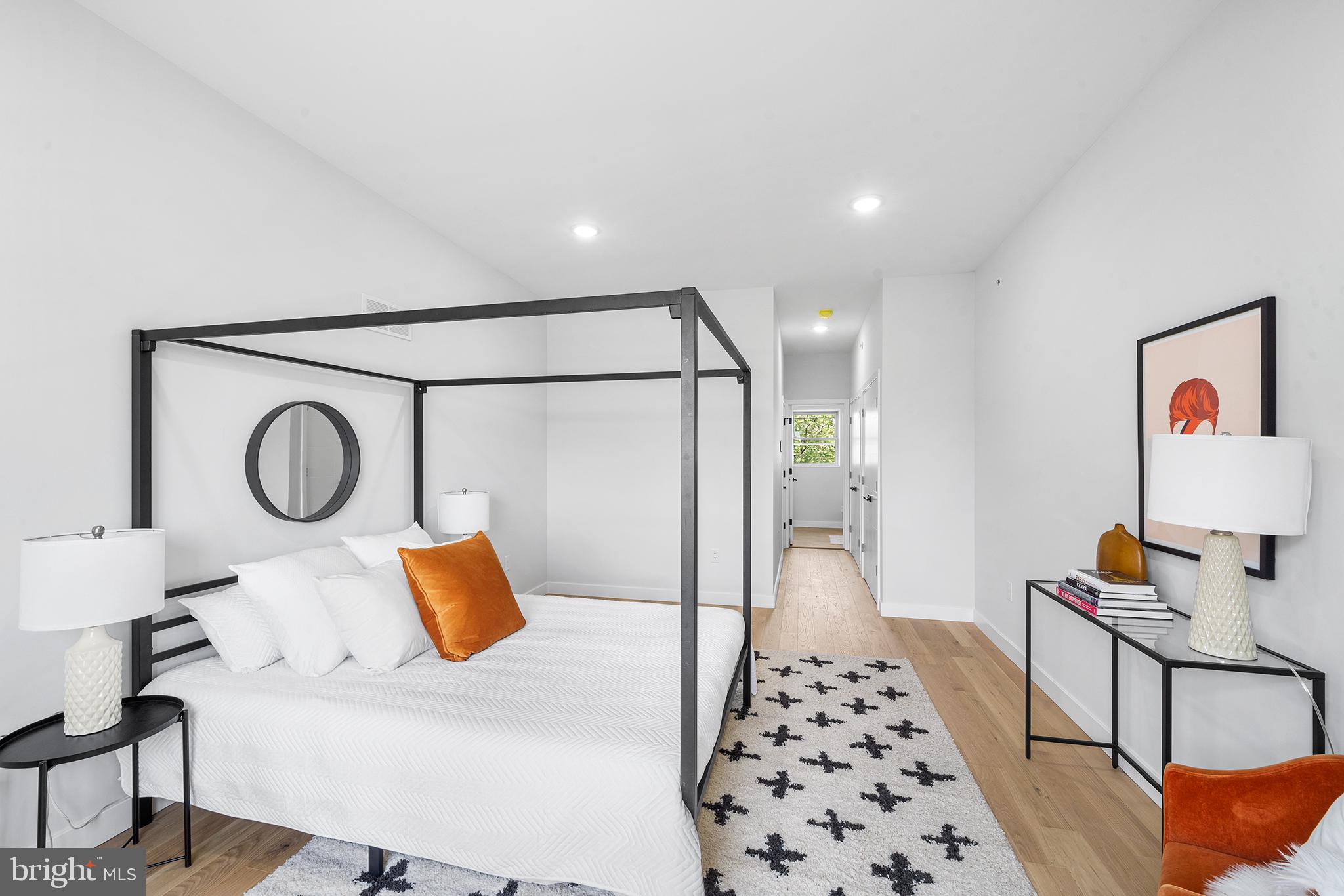 OLDE KENSINGTON - Residential Lease