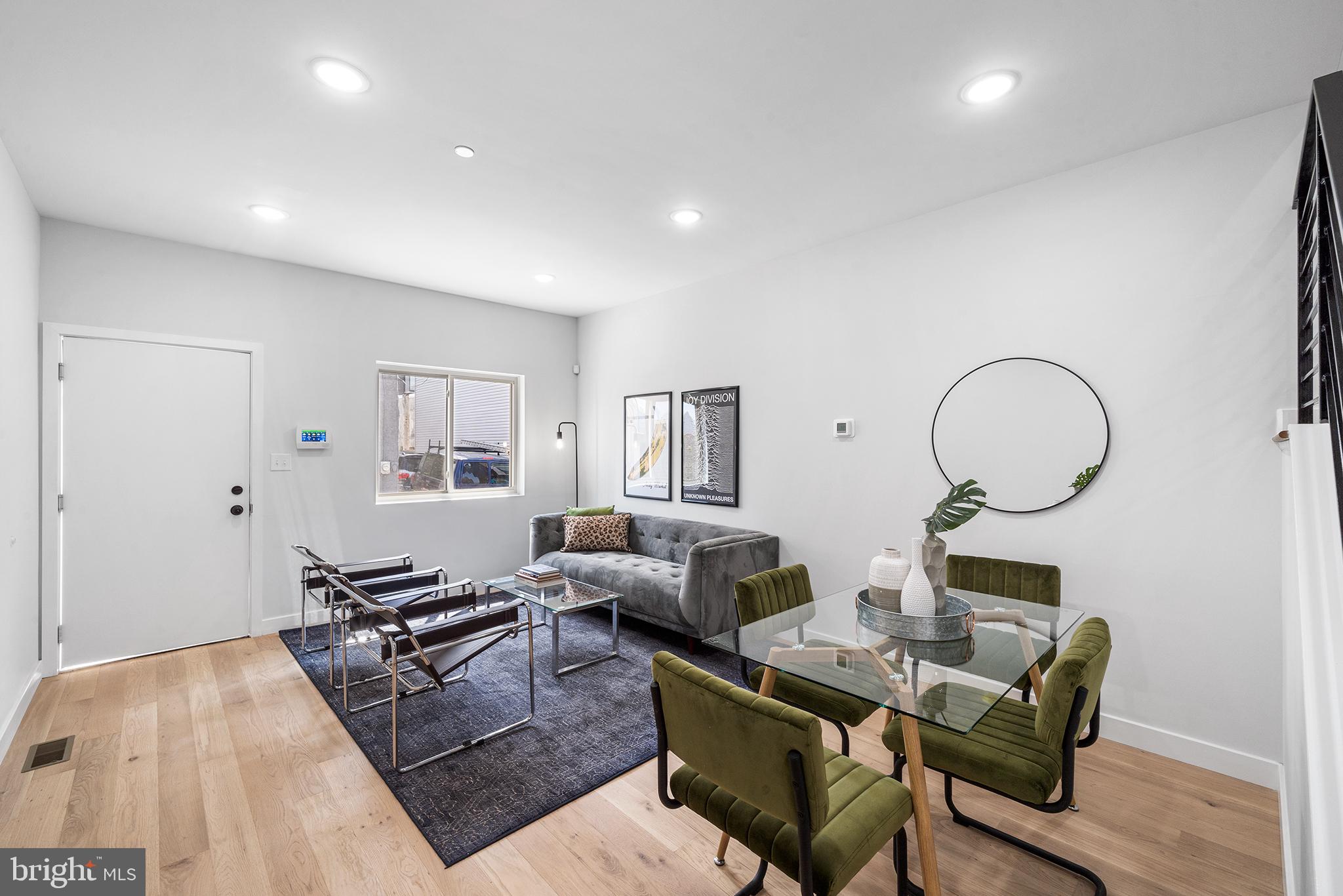 OLDE KENSINGTON - Residential Lease