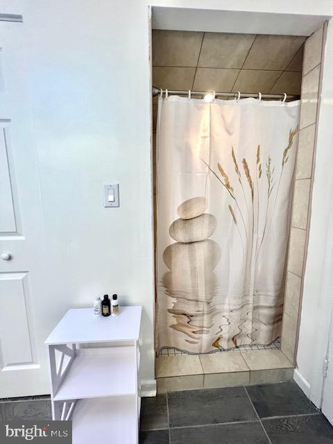 FOX HERITAGE - Residential Lease