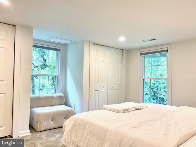 FOX HERITAGE - Residential Lease