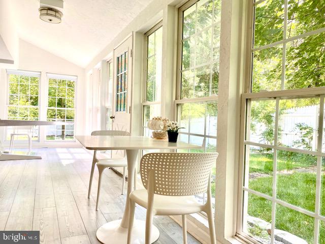 FOX HERITAGE - Residential Lease