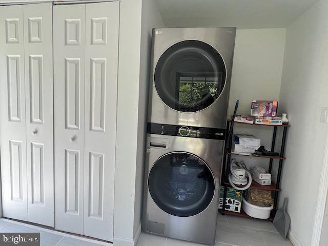 FOX HERITAGE - Residential Lease