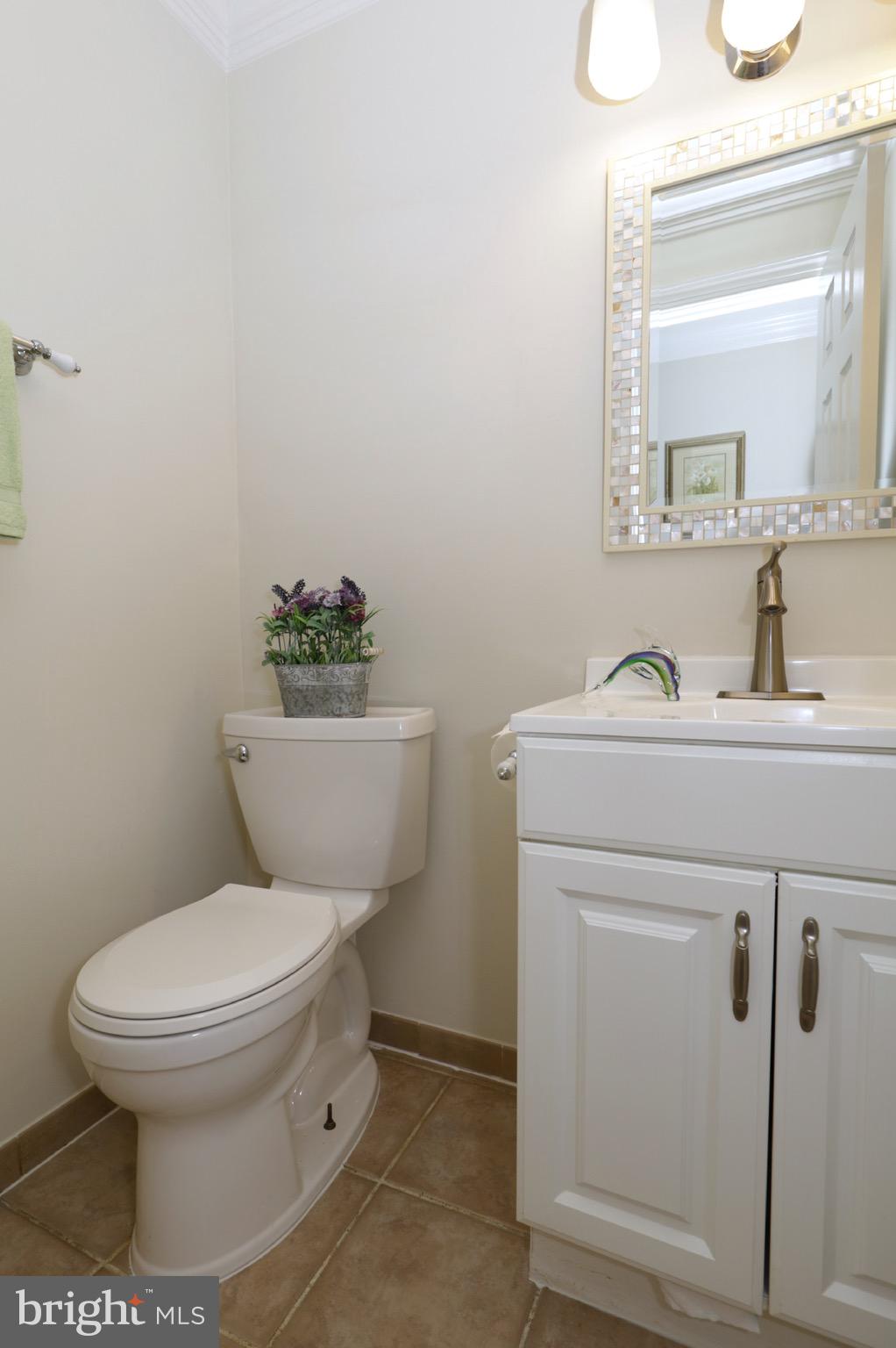 LONDON TOWNE - Residential