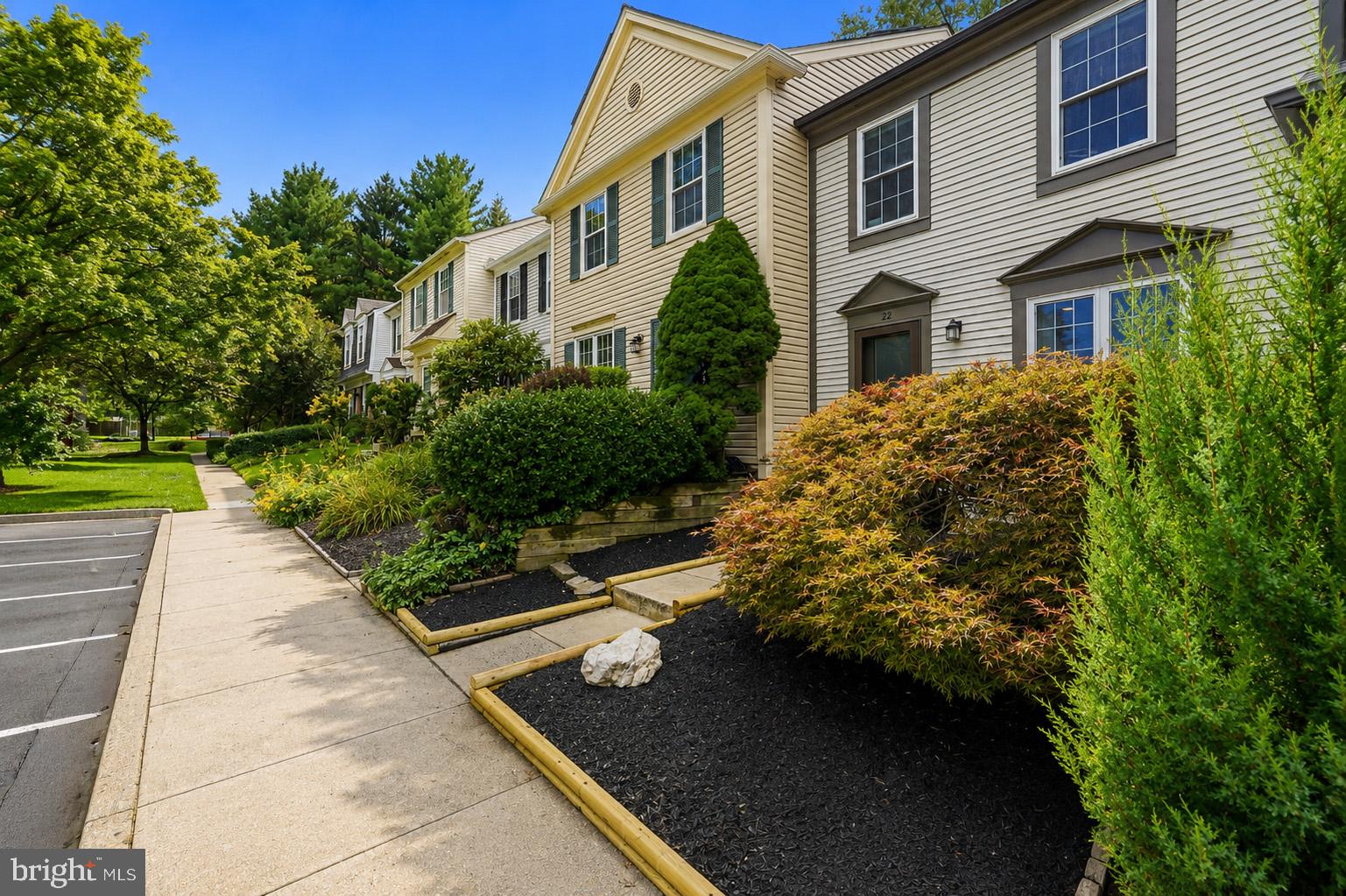 22 HABERSHAM COURT
