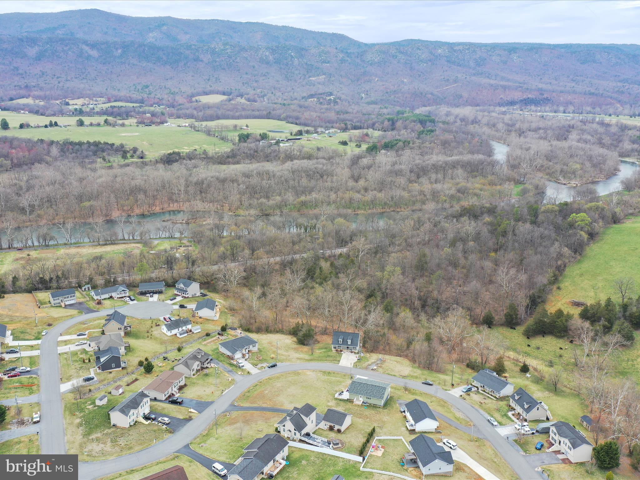 FOREST KNOLLS - Residential