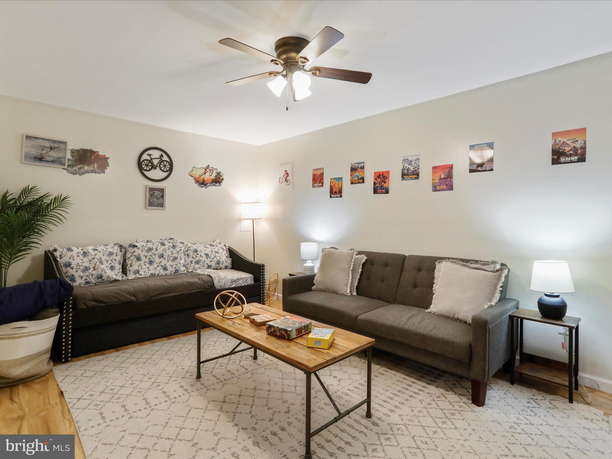 FOREST KNOLLS - Residential