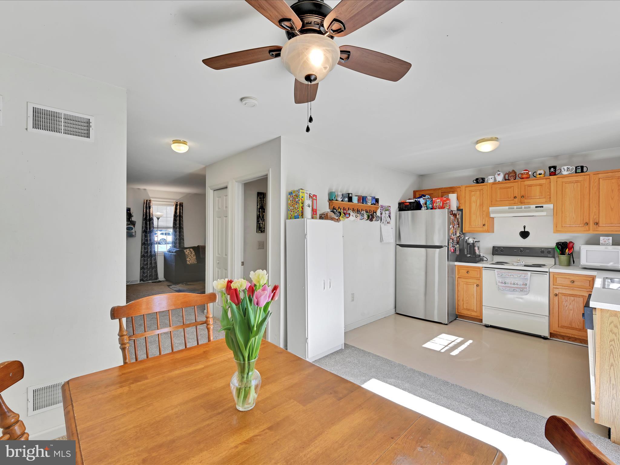 GABLE PARK WOODS - Residential