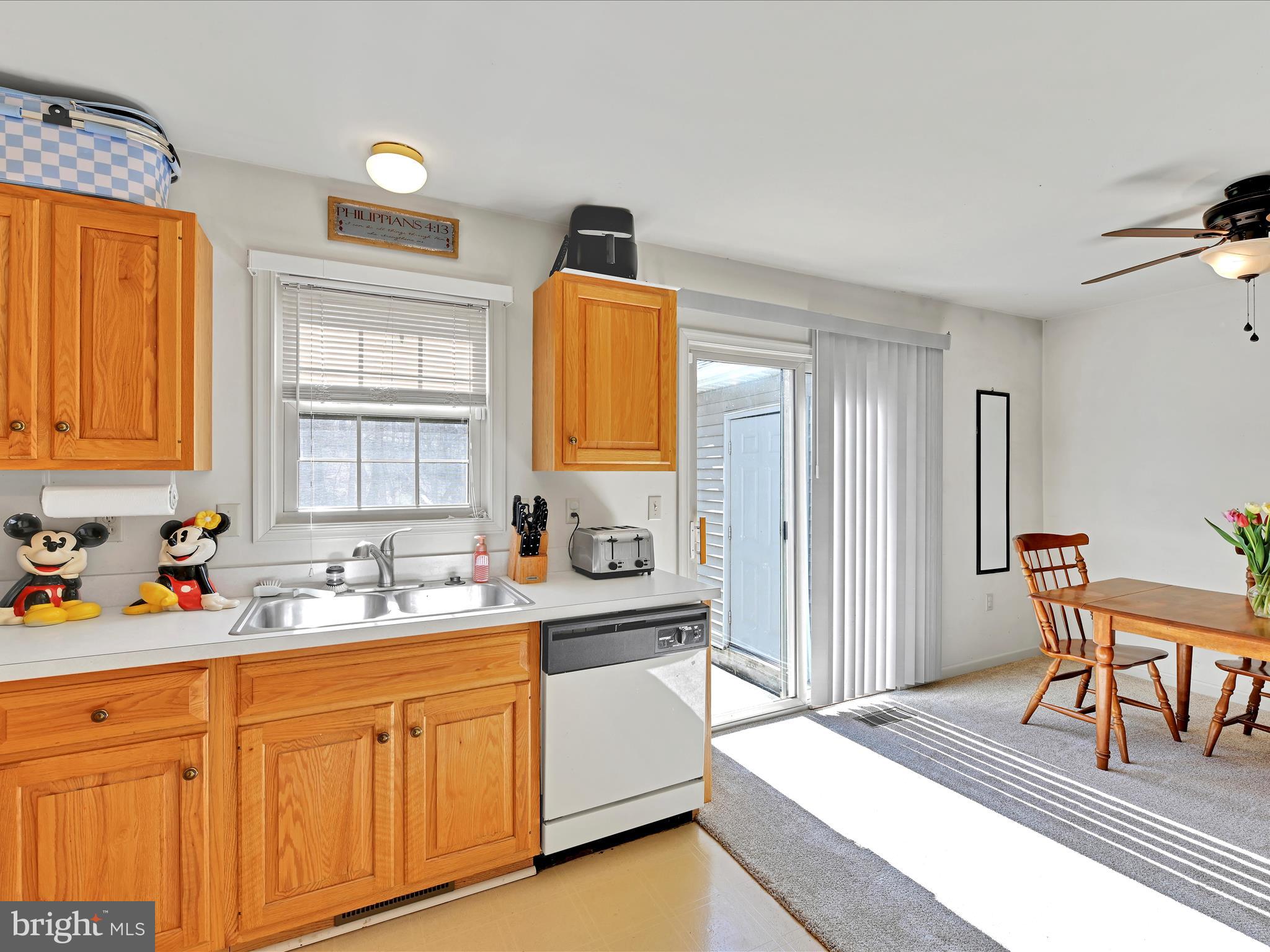 GABLE PARK WOODS - Residential