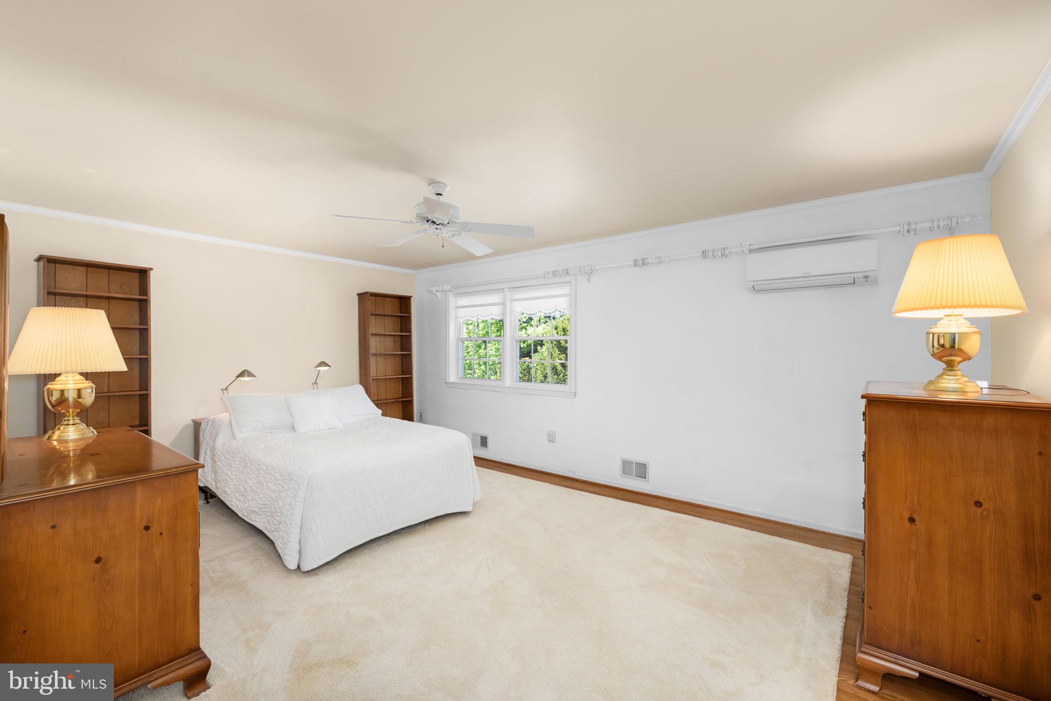 WEST SPRINGFIELD - Residential