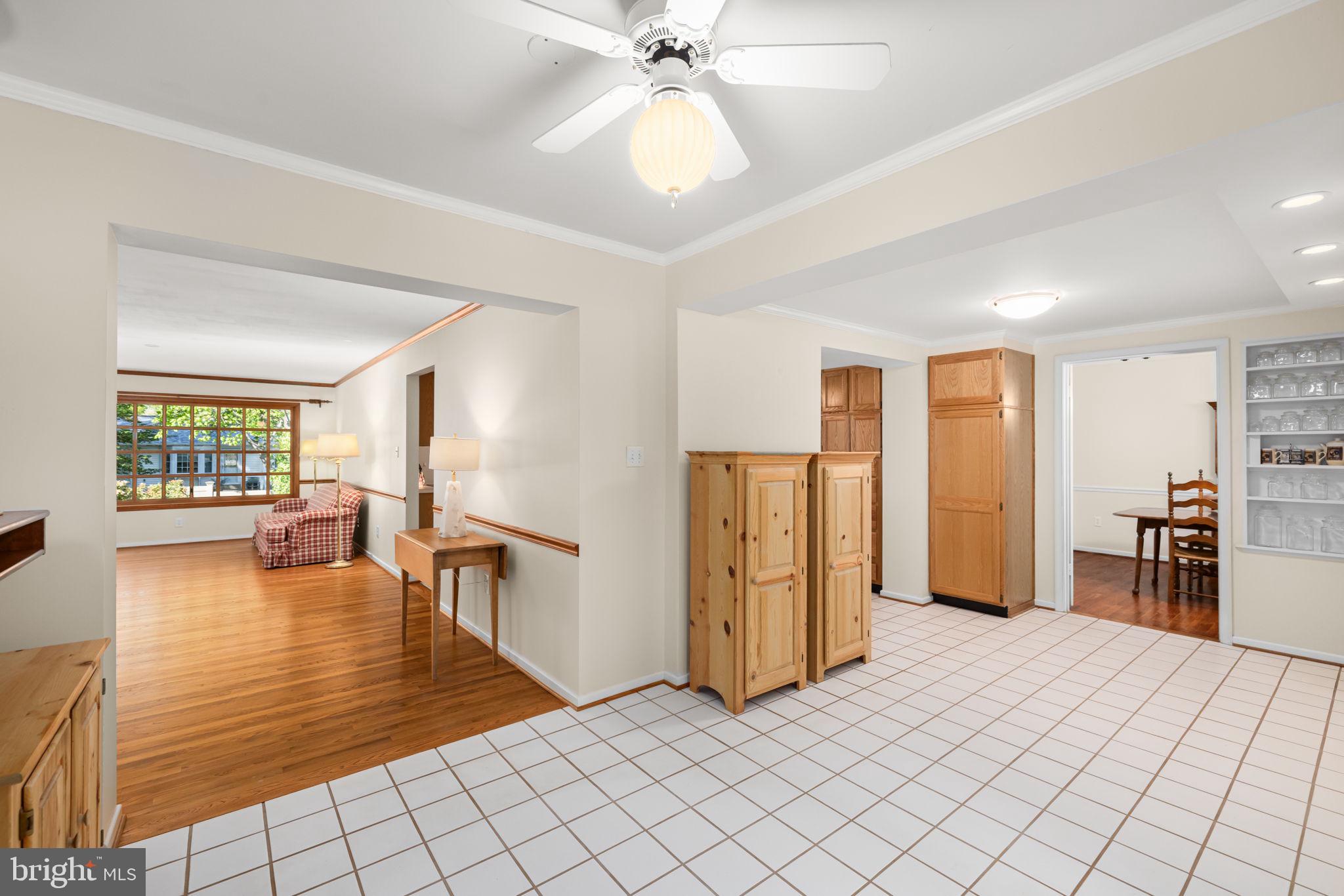 WEST SPRINGFIELD - Residential