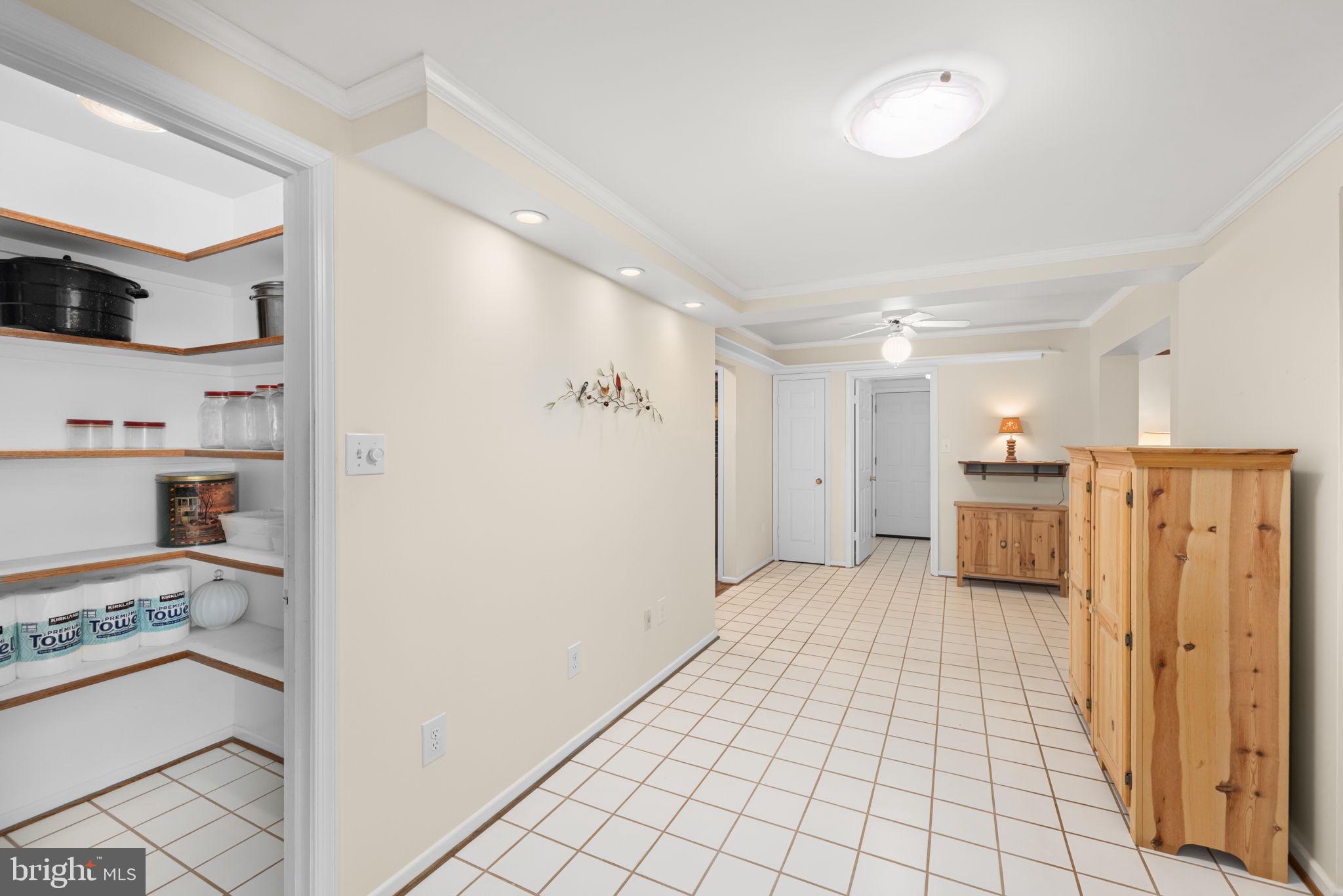 WEST SPRINGFIELD - Residential