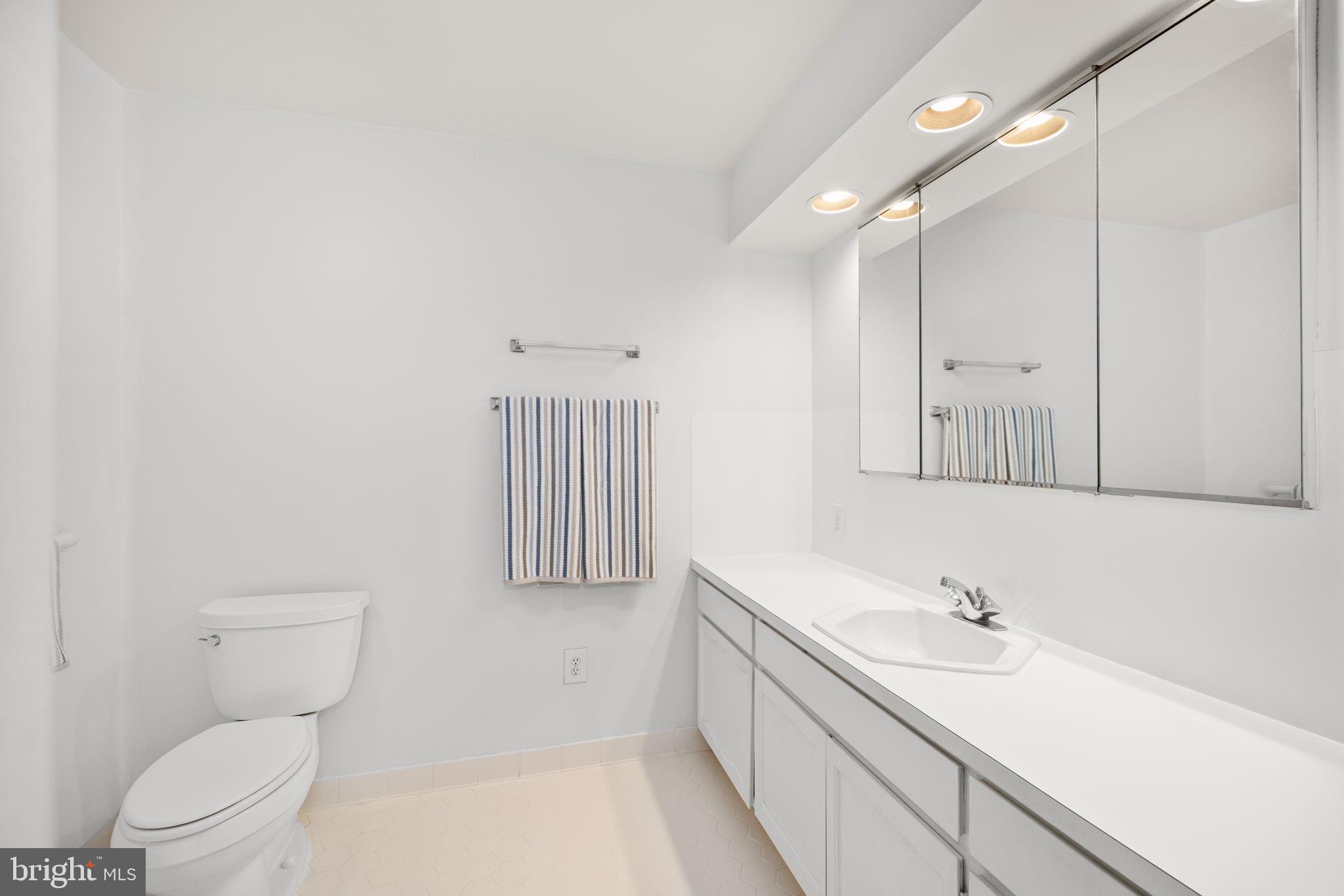 WEST SPRINGFIELD - Residential