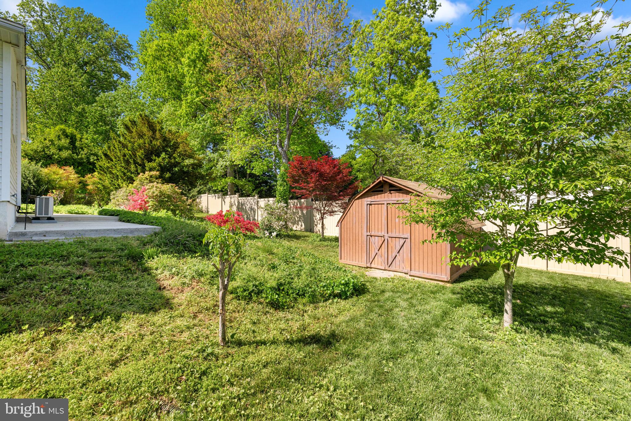 WEST SPRINGFIELD - Residential