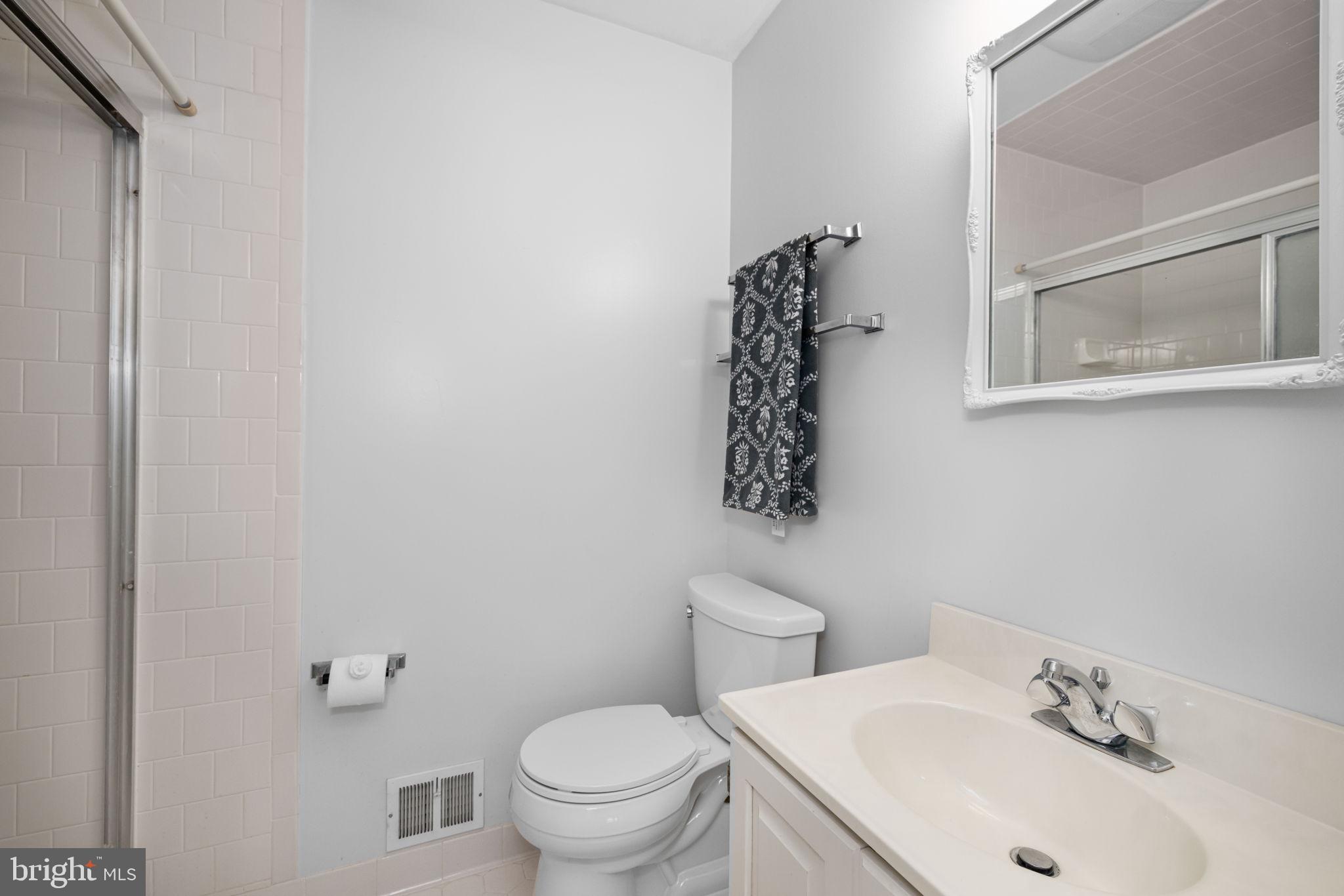 WEST SPRINGFIELD - Residential