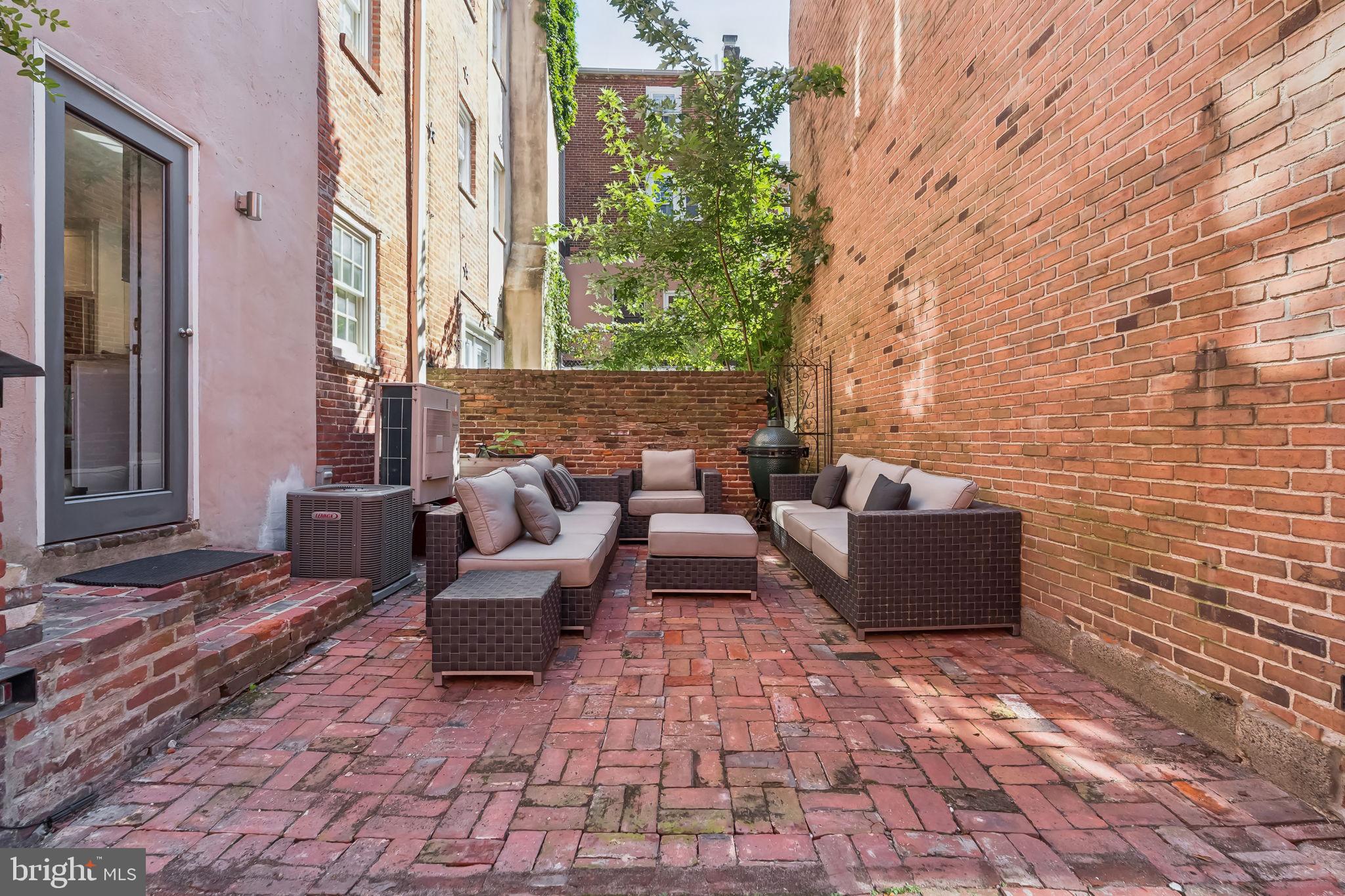 WASHINGTON SQ WEST - Residential