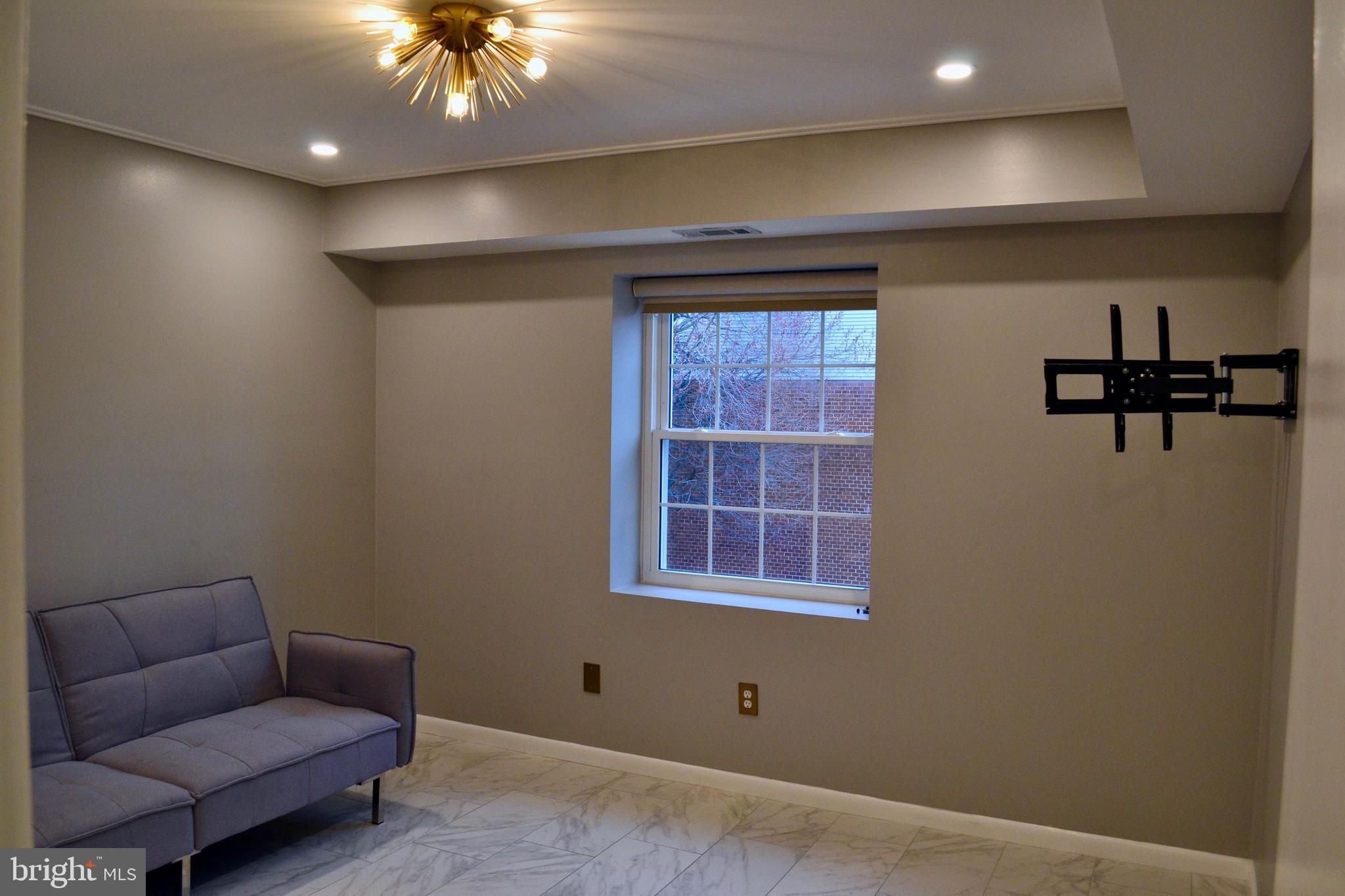 BROOKING COURT GARDEN - Residential